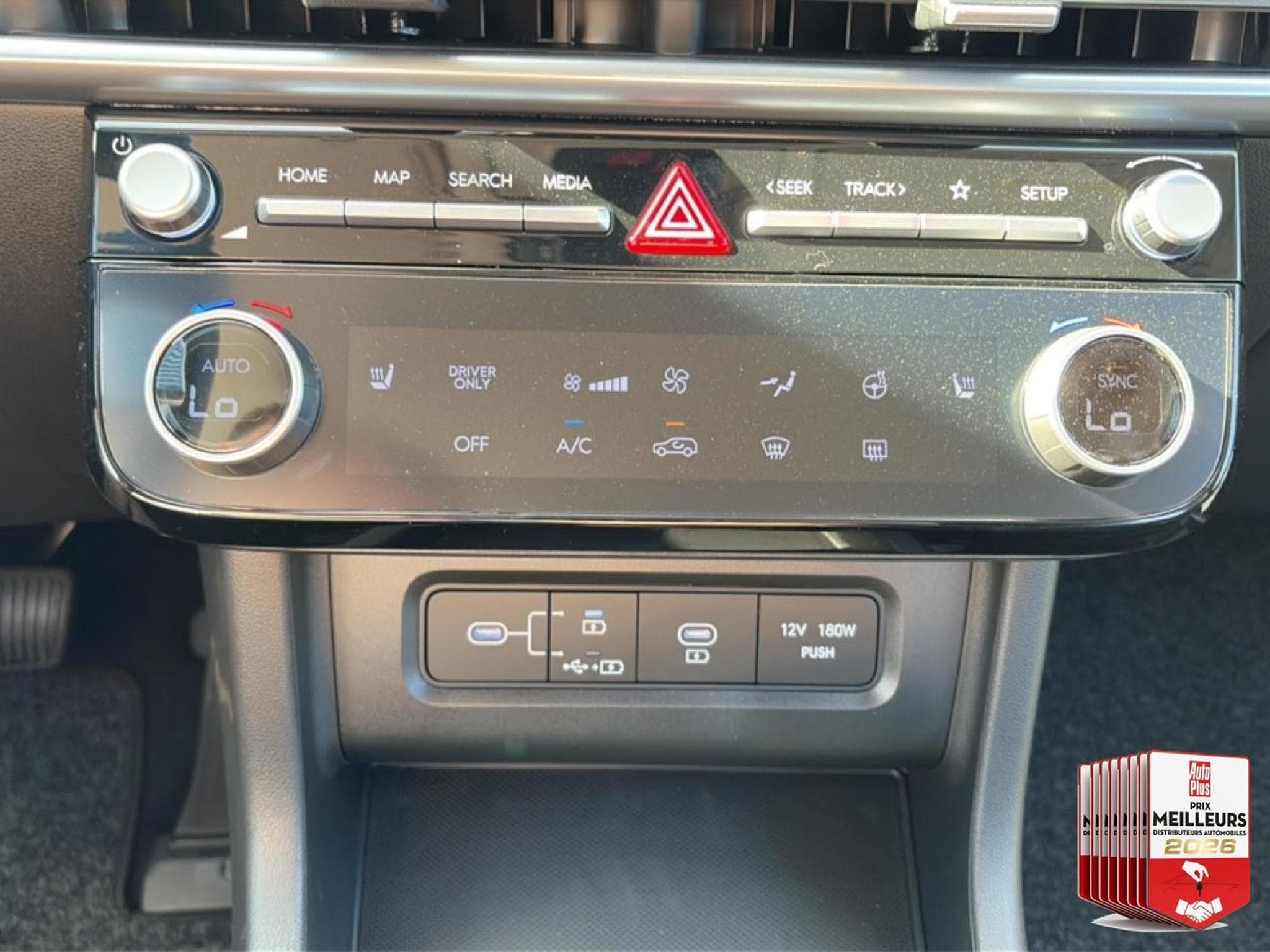 Hyundai TUCSON 1.6 T-GDI 239 HYBRID INTUITIVE (2026) - Foto 23