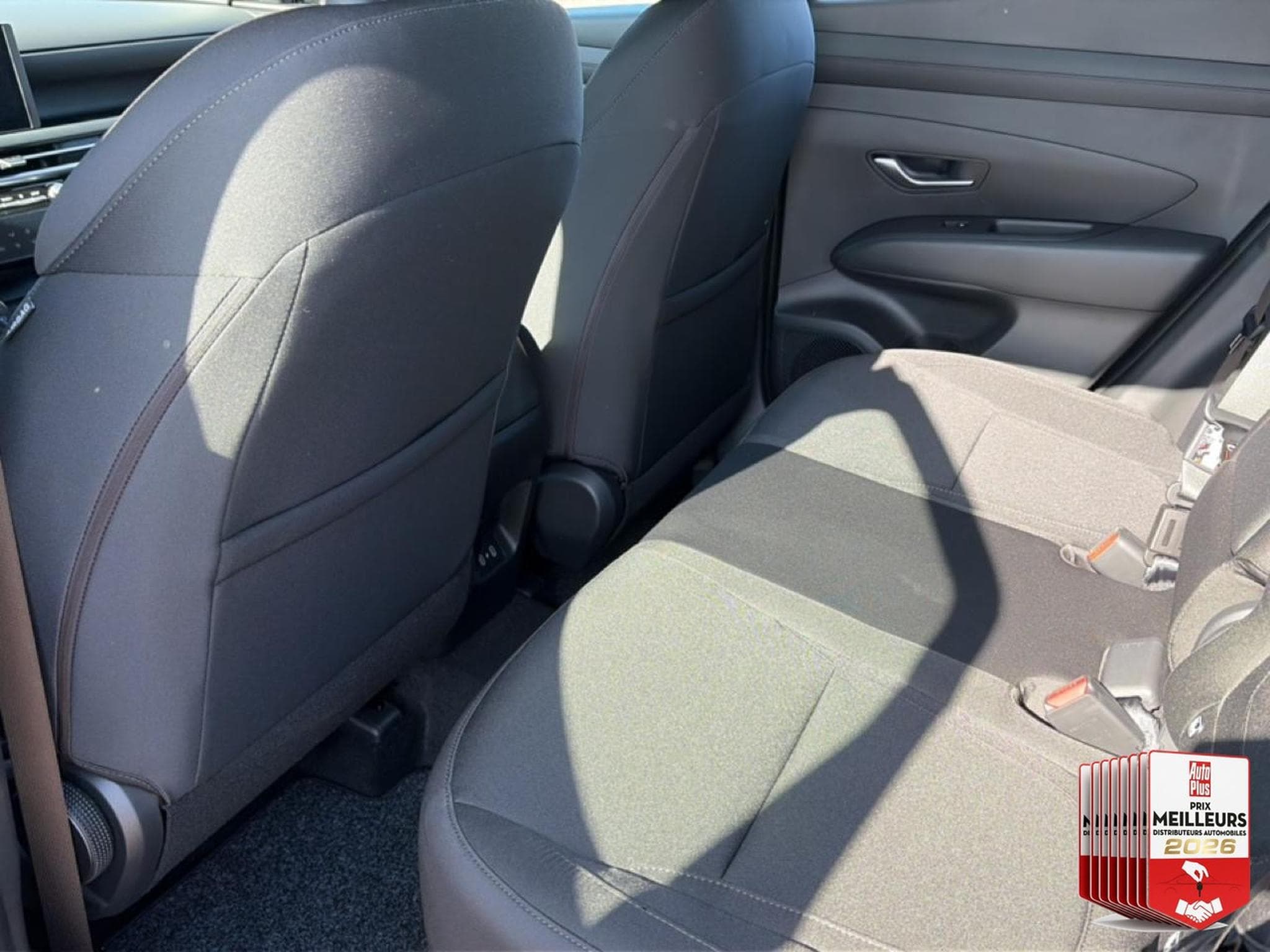 Hyundai TUCSON 1.6 T-GDI 239 HYBRID INTUITIVE (2026) - Foto 27