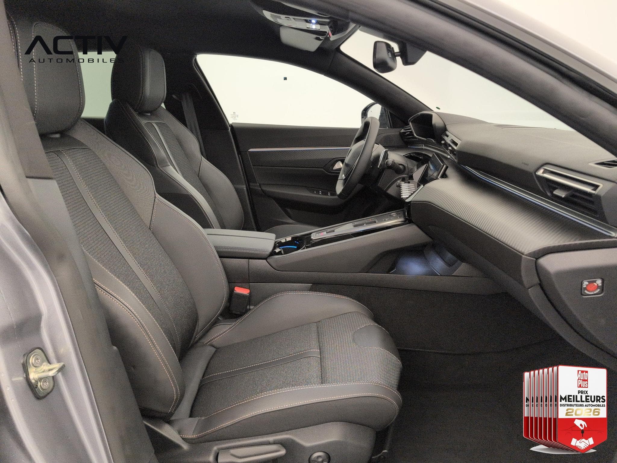 Peugeot 508 Hybrid 225 e-EAT8 Allure (2025) - Foto 9