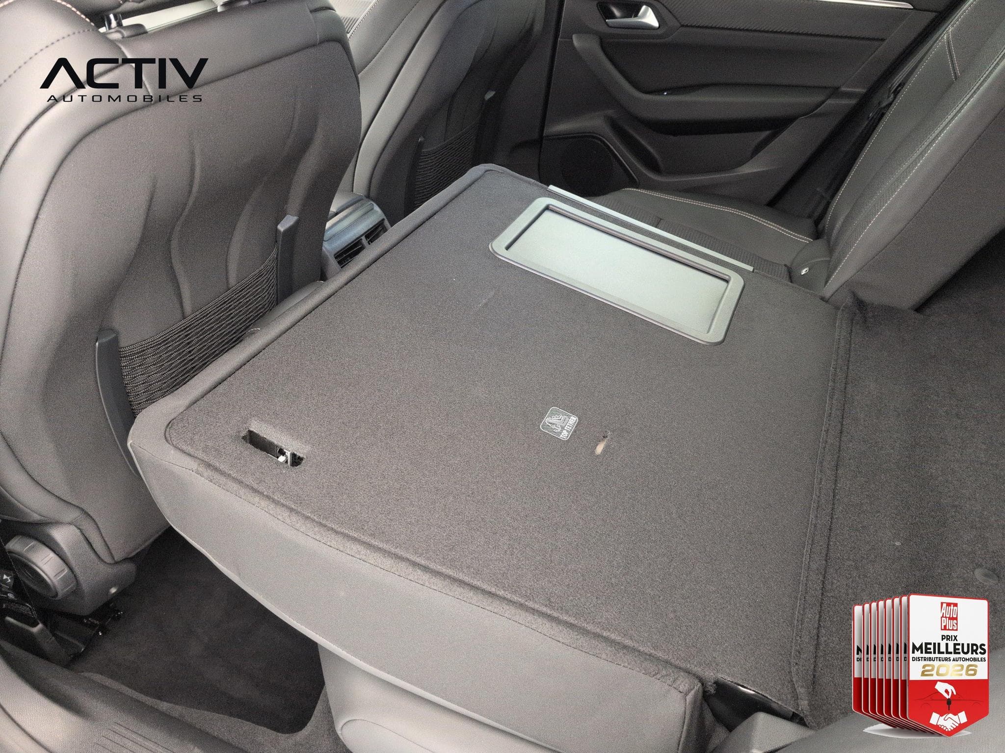 Peugeot 508 Hybrid 225 e-EAT8 Allure (2025) - Foto 12