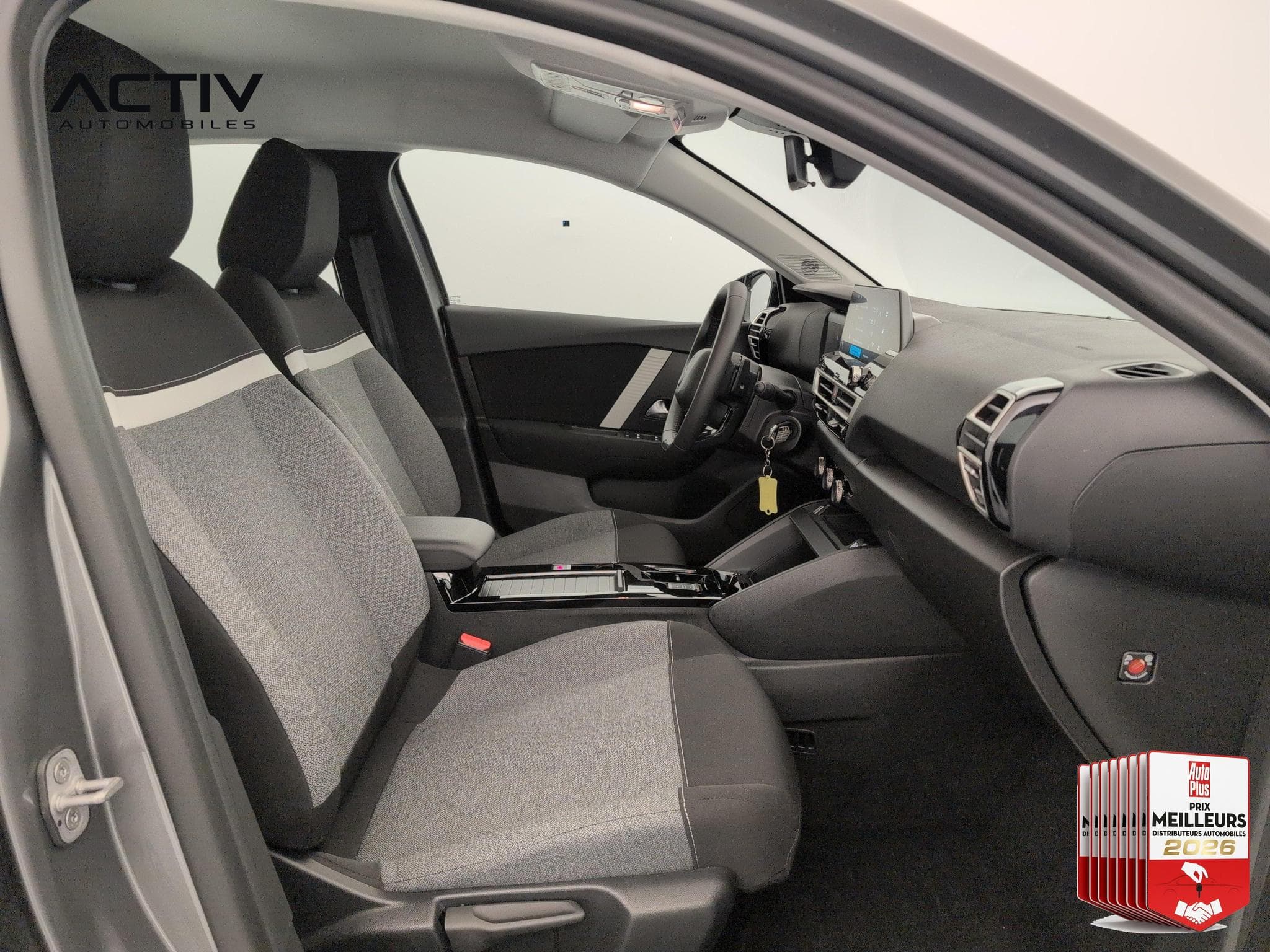 Citroën C4 Hybride 110 ch e-DCS6 You (2025) - Foto 9