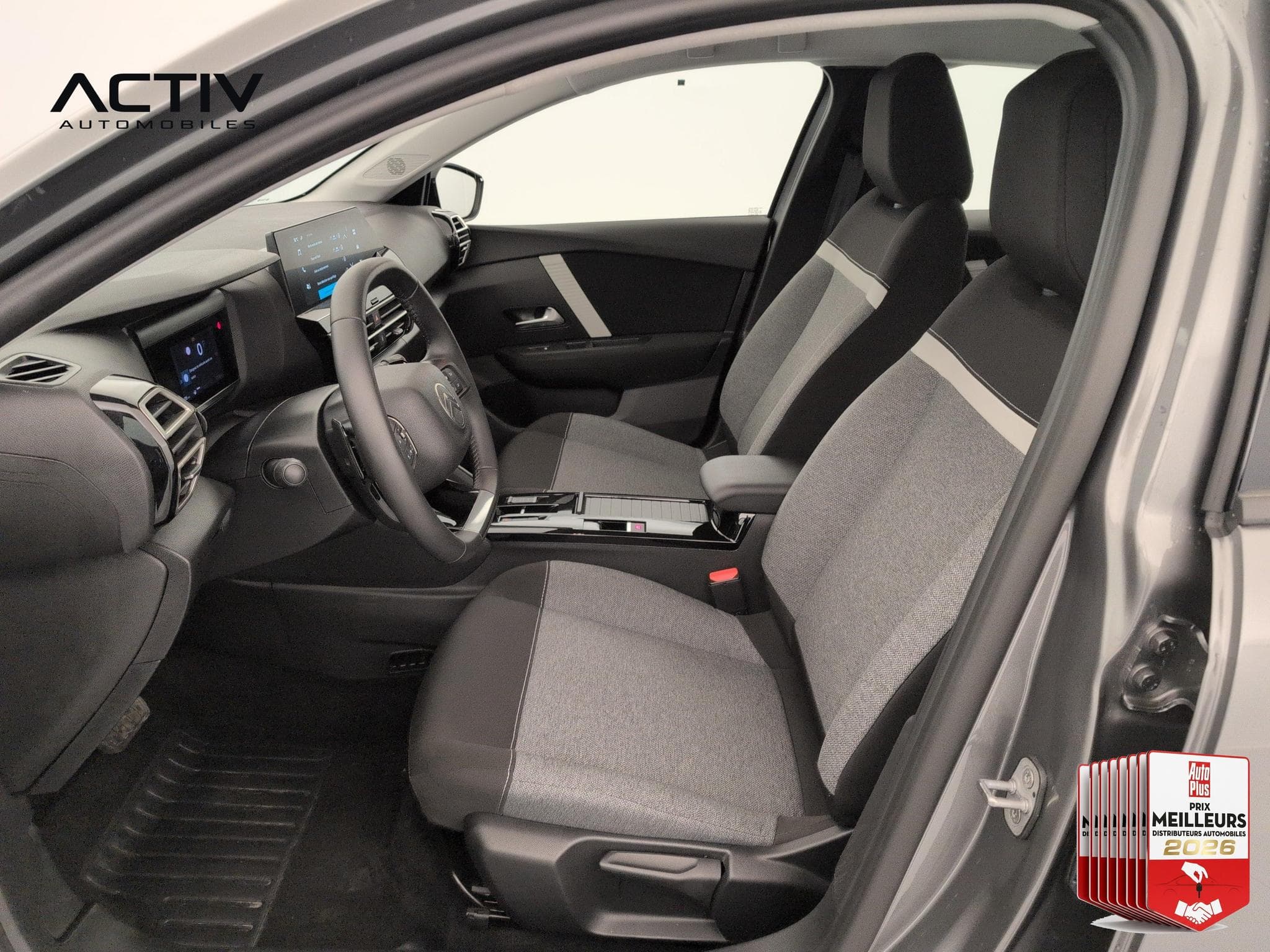 Citroën C4 Hybride 110 ch e-DCS6 You (2025) - Foto 16
