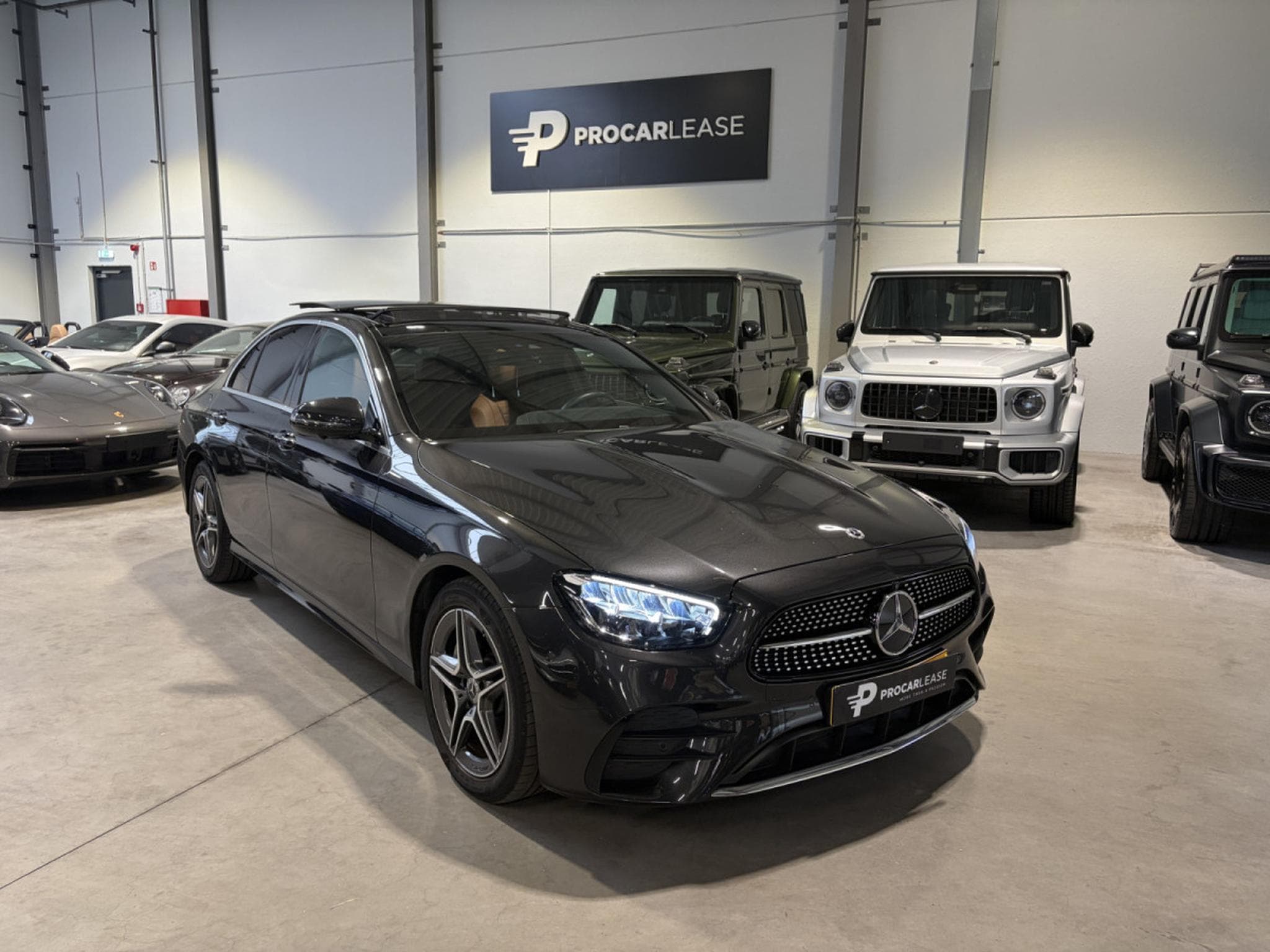 Mercedes E 300 E 300 E Limousine AMG LINE (2022) - Foto 4