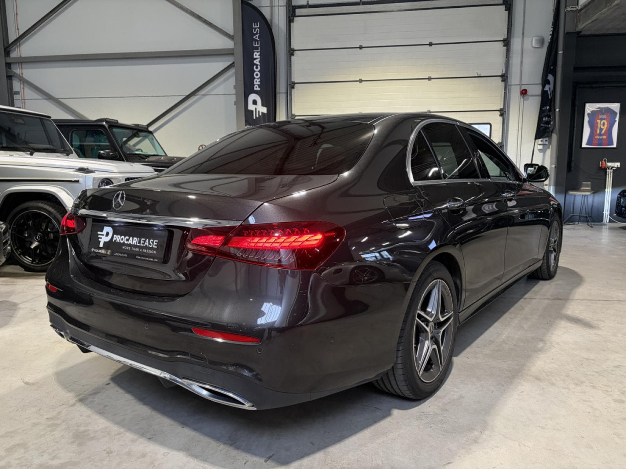Mercedes E 300 E 300 E Limousine AMG LINE (2022) - Foto 15