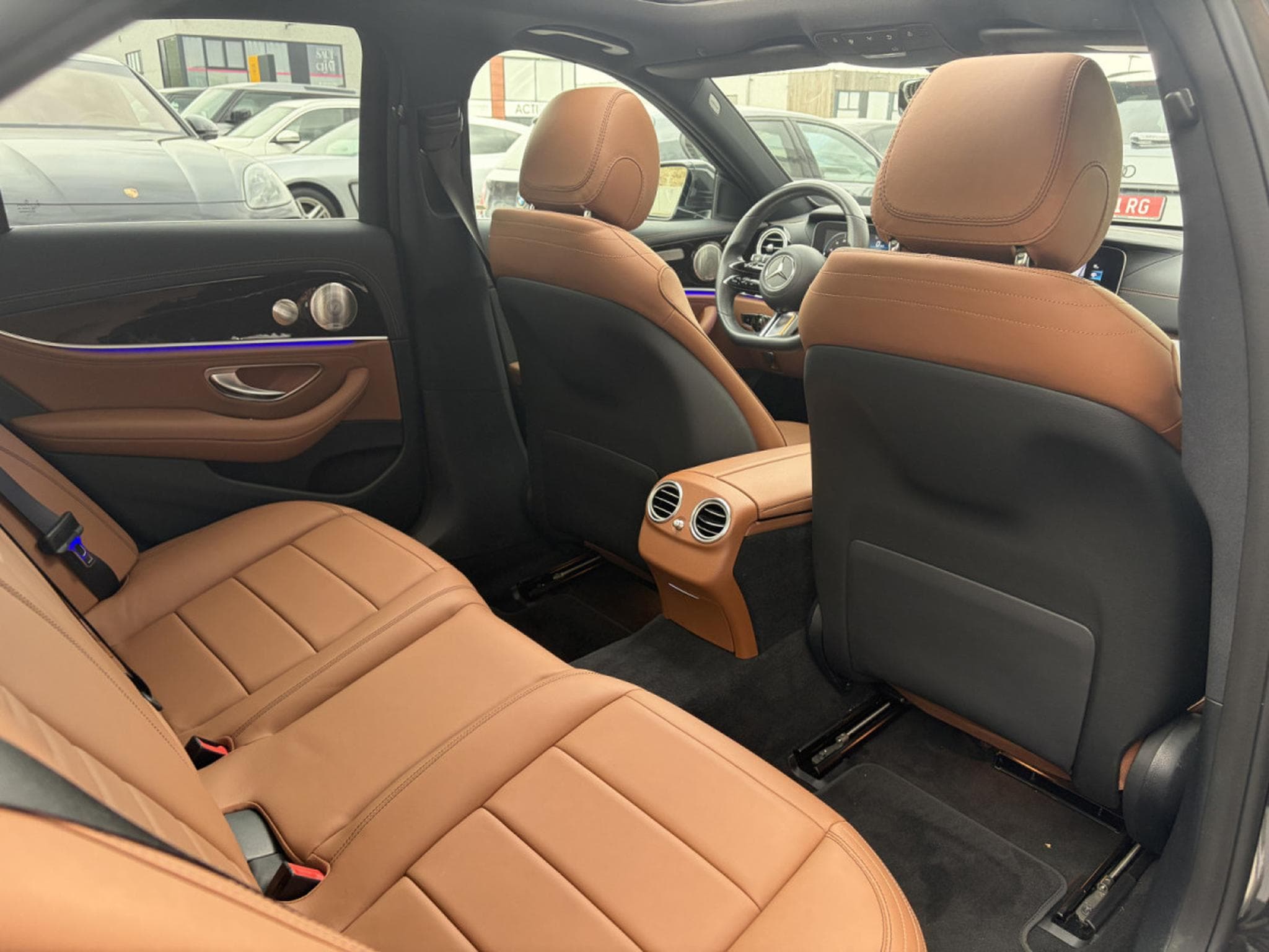 Mercedes E 300 E 300 E Limousine AMG LINE (2022) - Foto 22