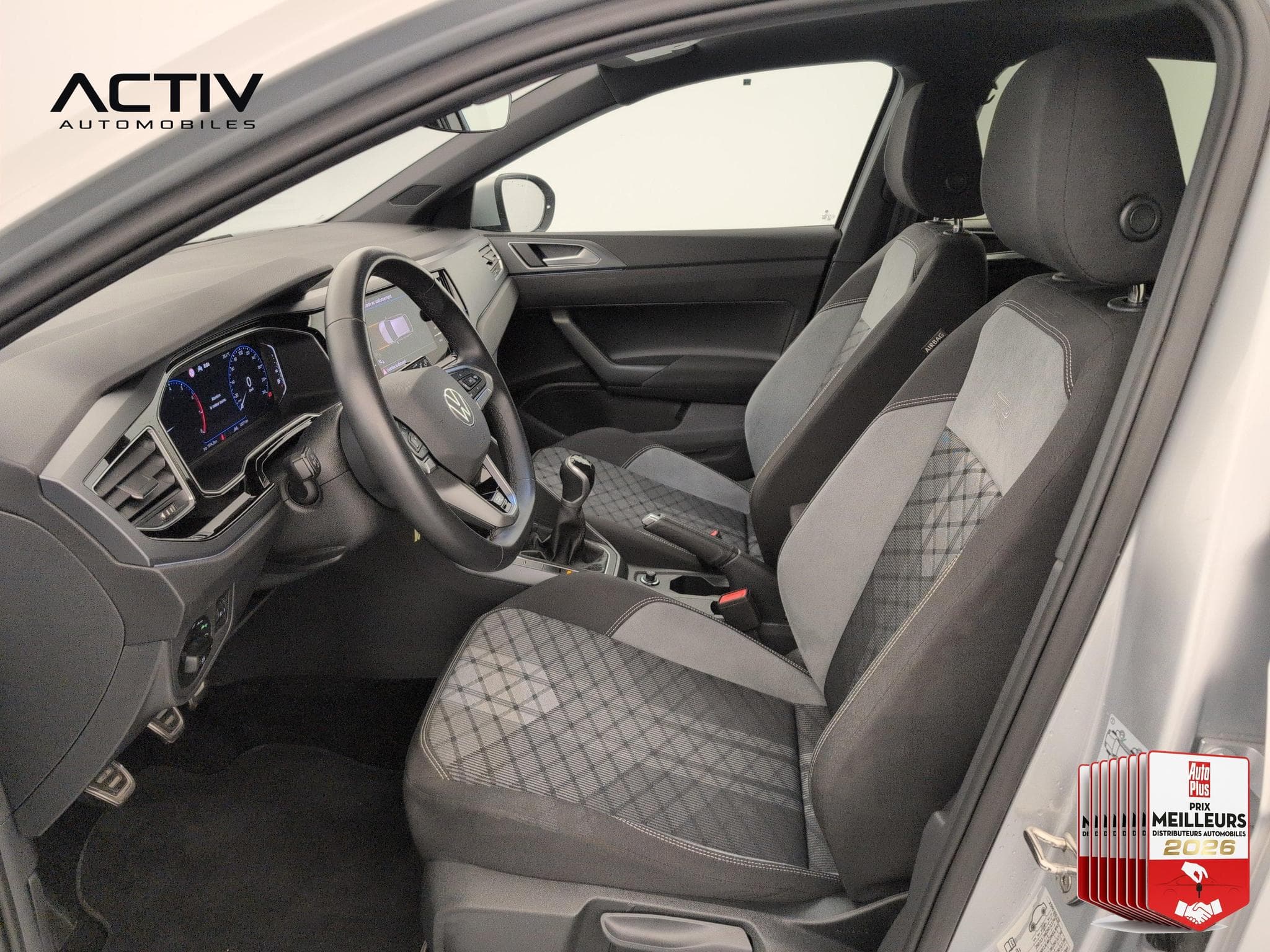VW Taigo 1.0 TSI 116 BVM6 R-LINE (2025) - Foto 16