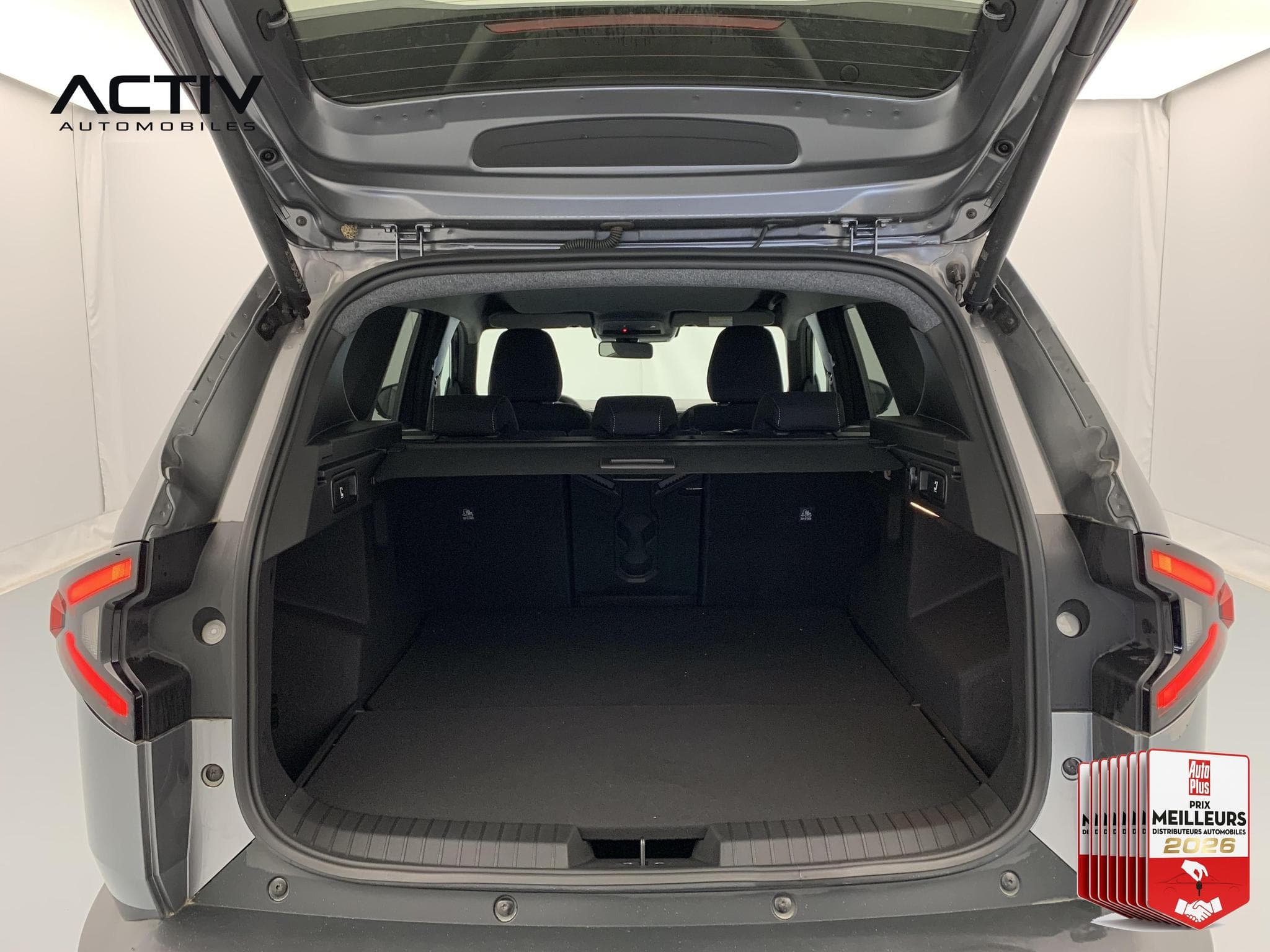 Dacia BIGSTER Mild Hybrid 140 Journey (2026) - Foto 11