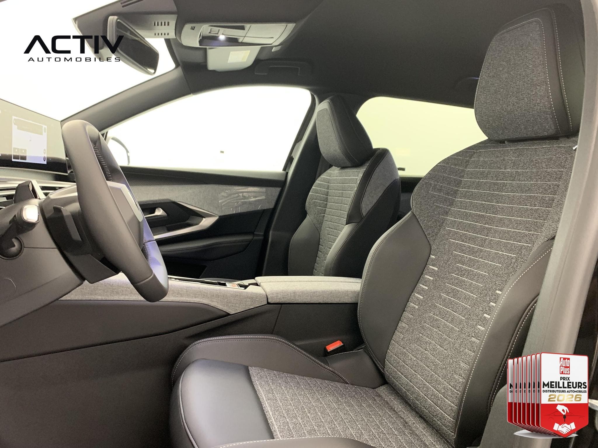 Peugeot 5008 HYBRID 145 CH E-DCS6 ALLURE (2026) - Photo 22