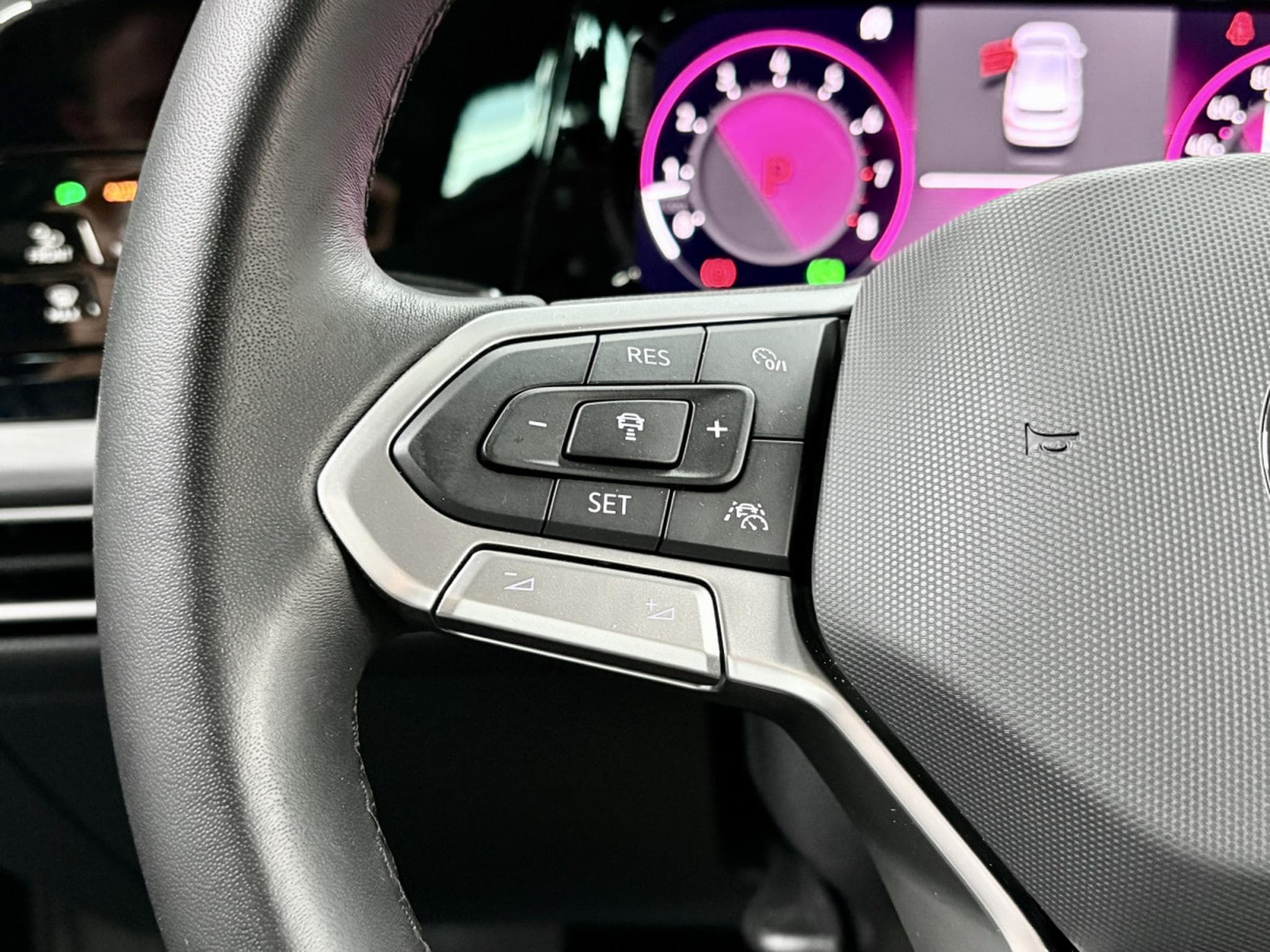 VW Golf Style 1.5 eTSI 150 CV DSG7 * MASSAGE* CARPLAY * (2024) - Photo 12