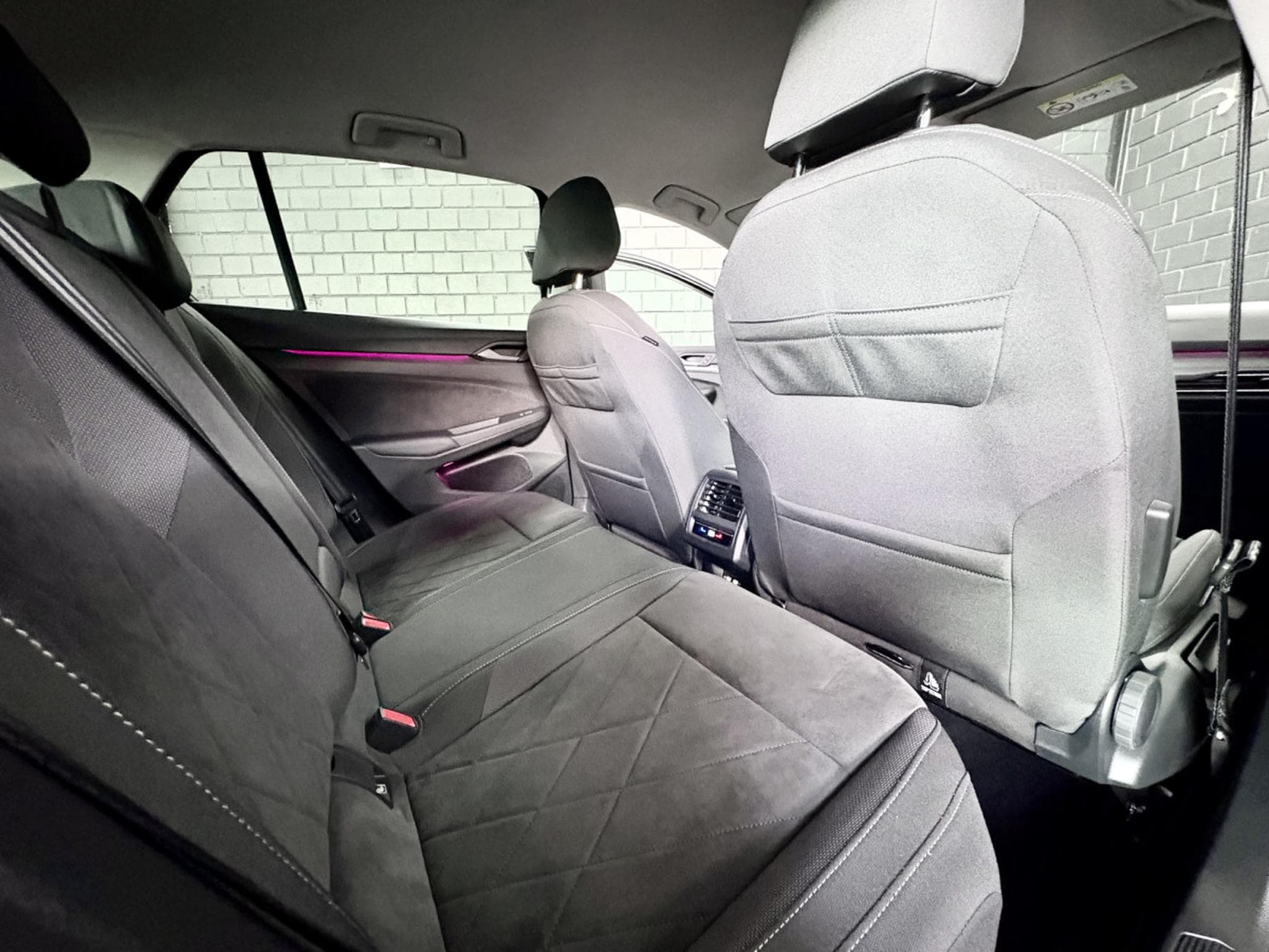 VW Golf Style 1.5 eTSI 150 CV DSG7 * MASSAGE* CARPLAY * (2024) - Photo 22