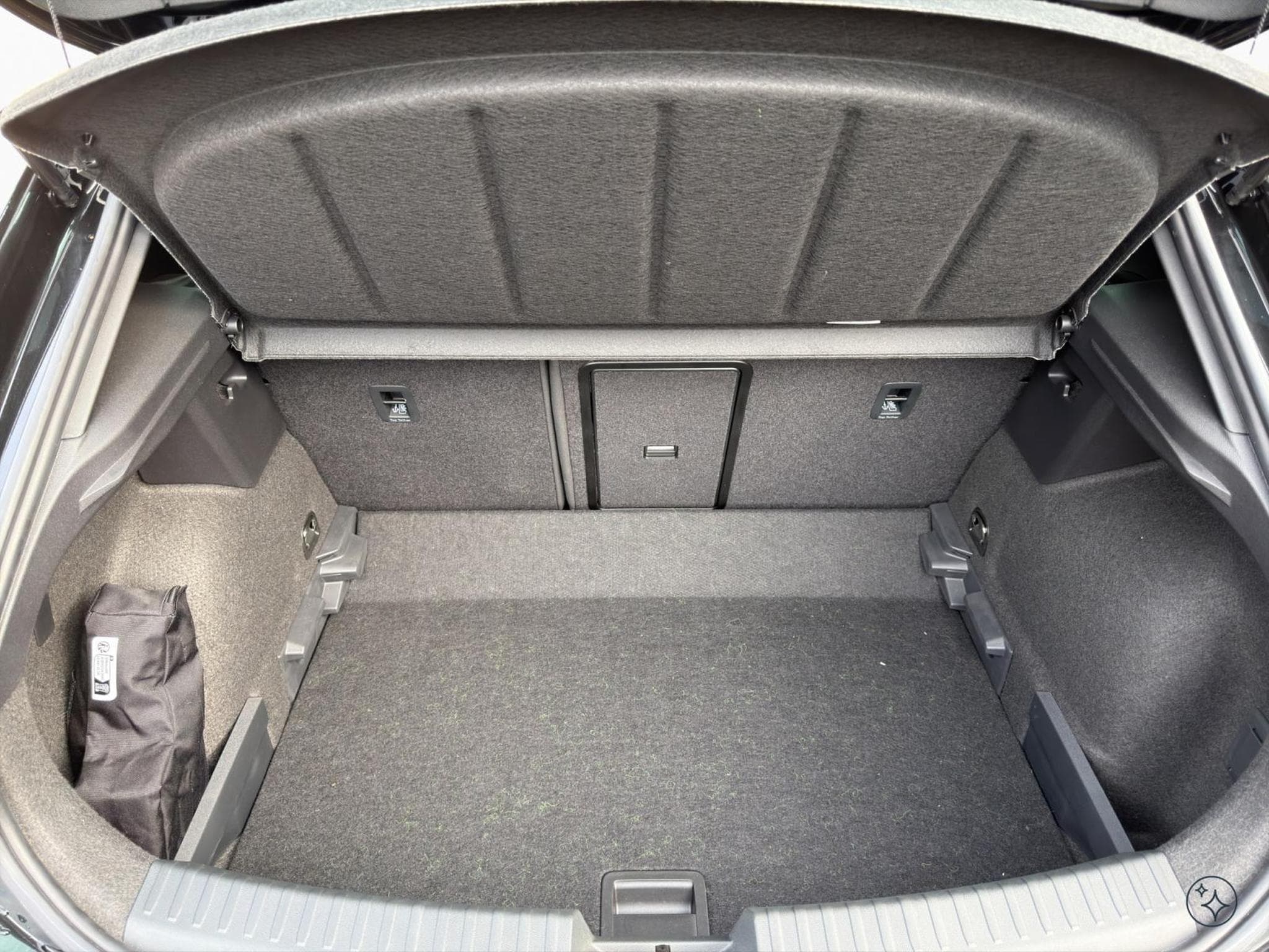 Cupra Leon VZ (2026) - Photo 13
