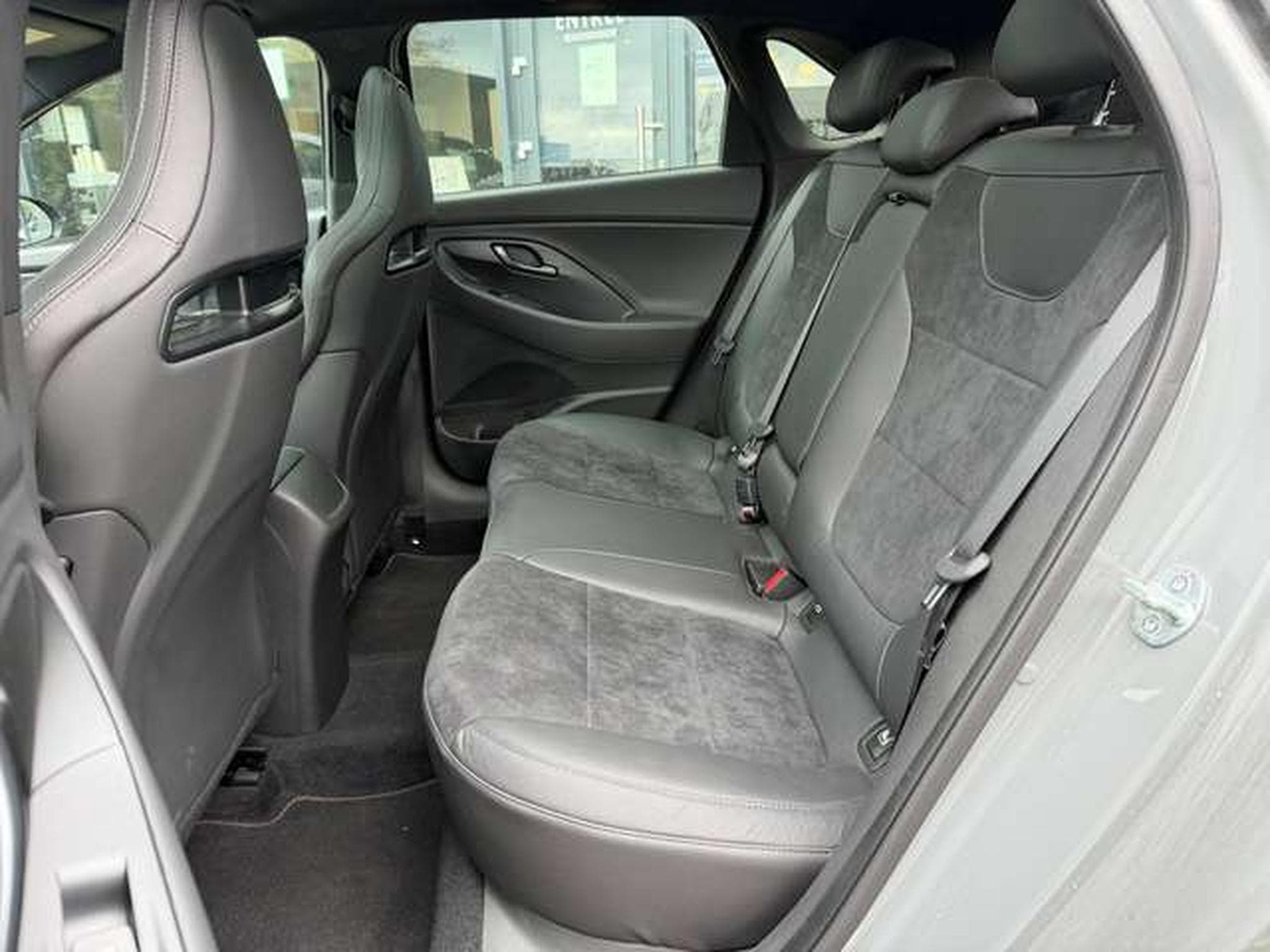 Hyundai i30 1er OWNER / jusqu'à 36 mois de garantie (2023) - Photo 22