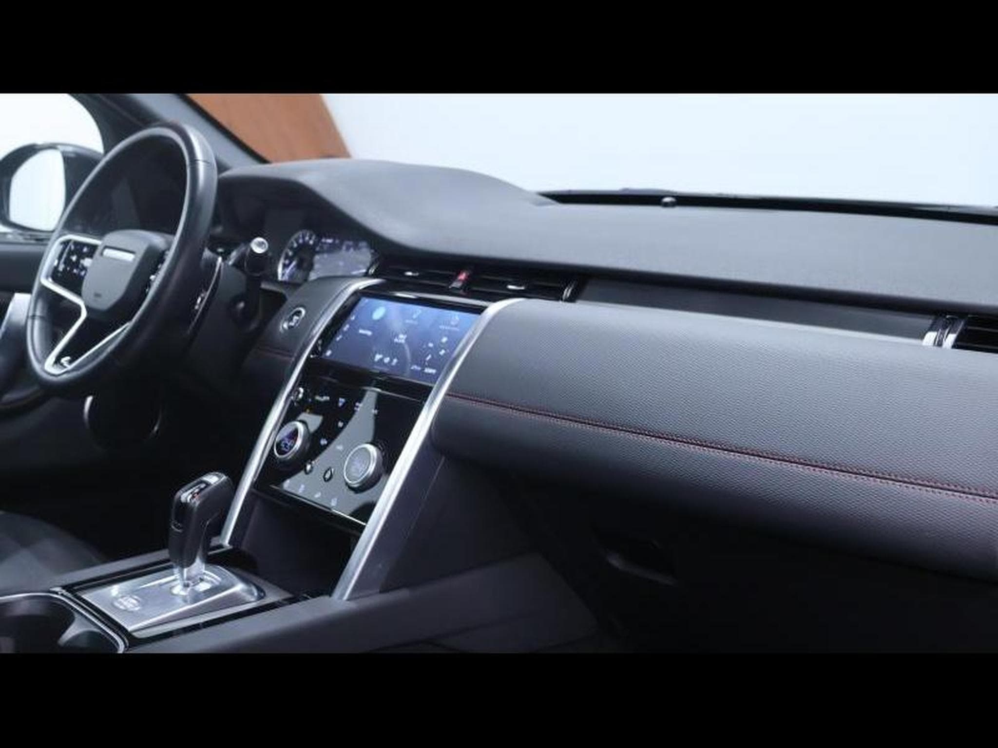 Land-Rover Discovery Sport D165 R-Dynamic S Auto AWD (2023) - Photo 22