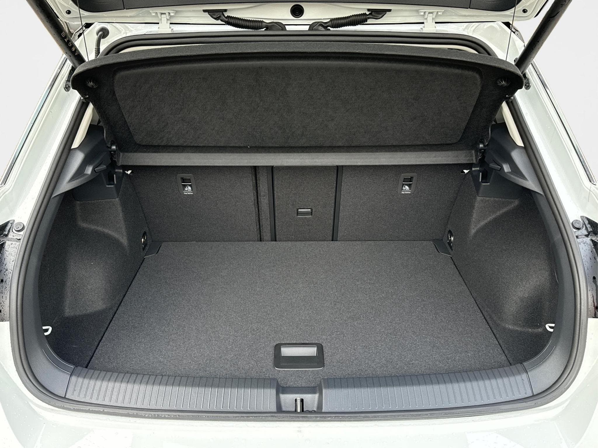 VW T-Roc Limited (2026) - Foto 12