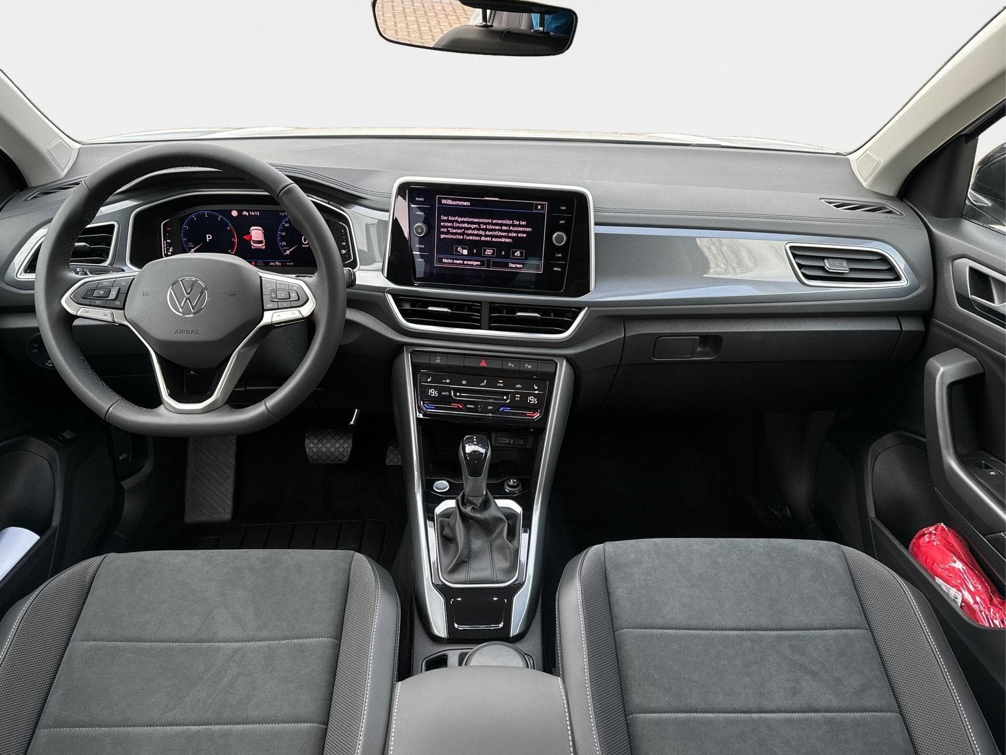 VW T-Roc Limited (2026) - Foto 8