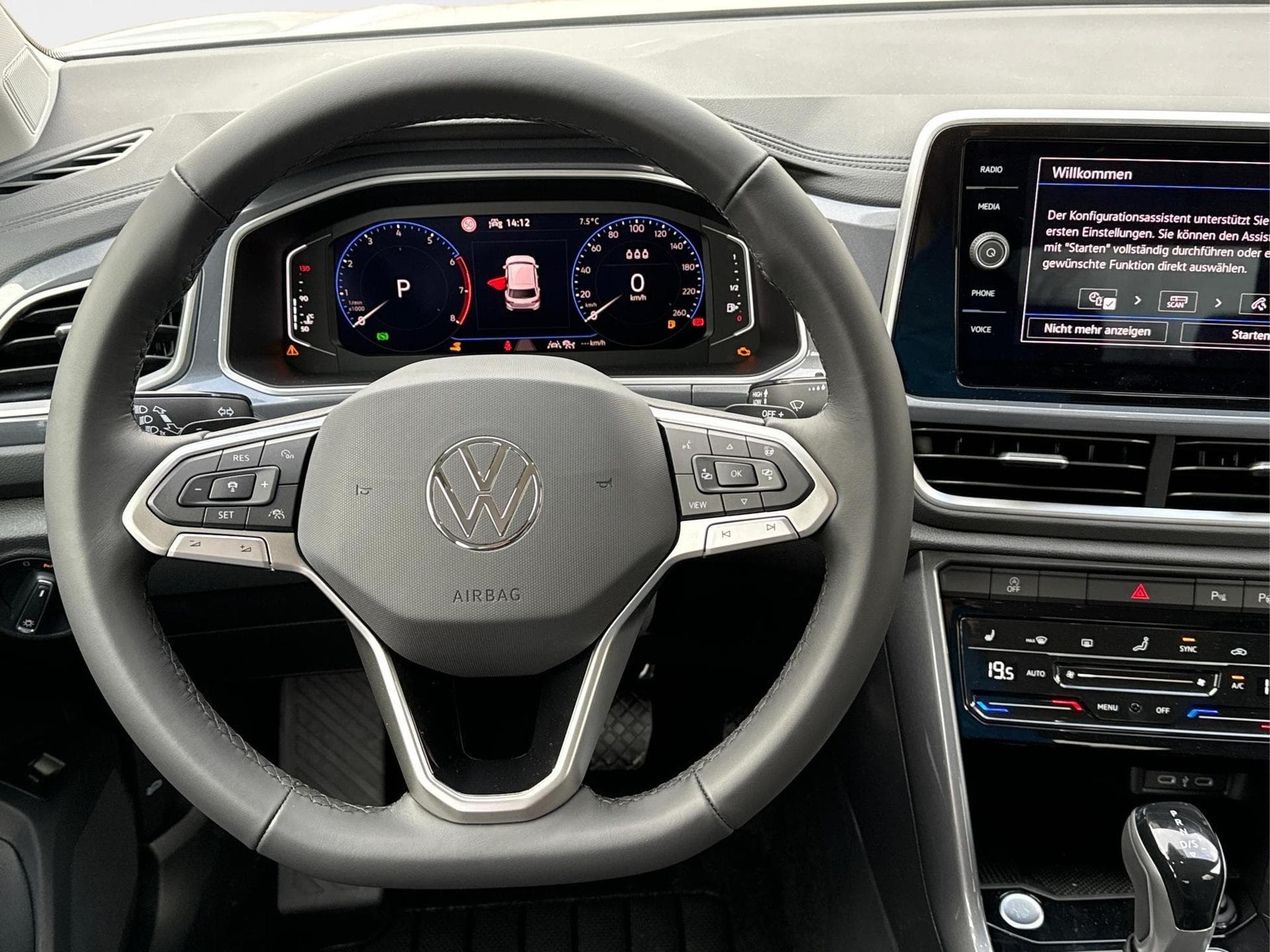 VW T-Roc Limited (2026) - Foto 9