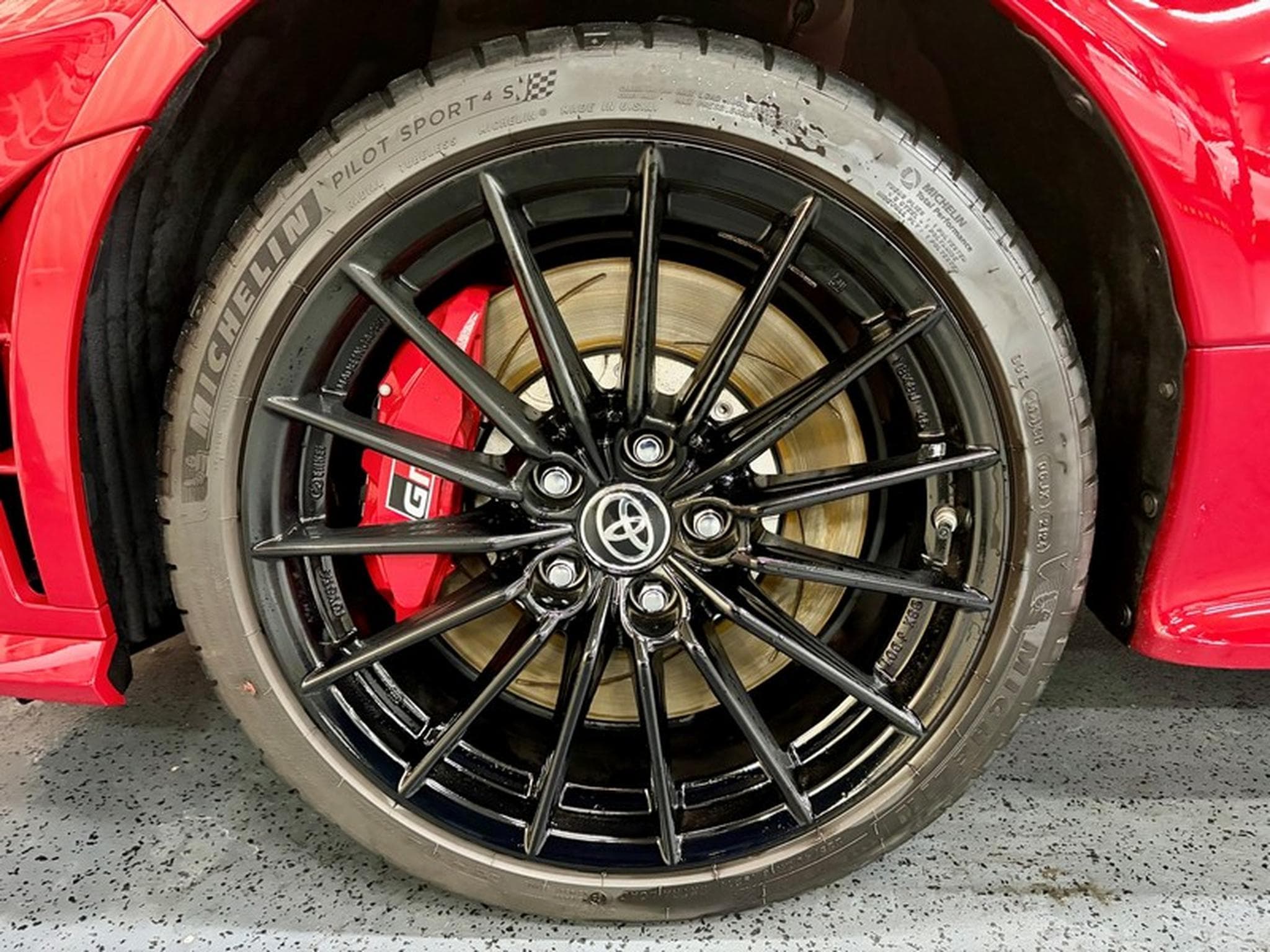 Toyota Yaris GR Yaris GR Facelift 1.6 Turbo 280cv AWD (2025) - Photo 3