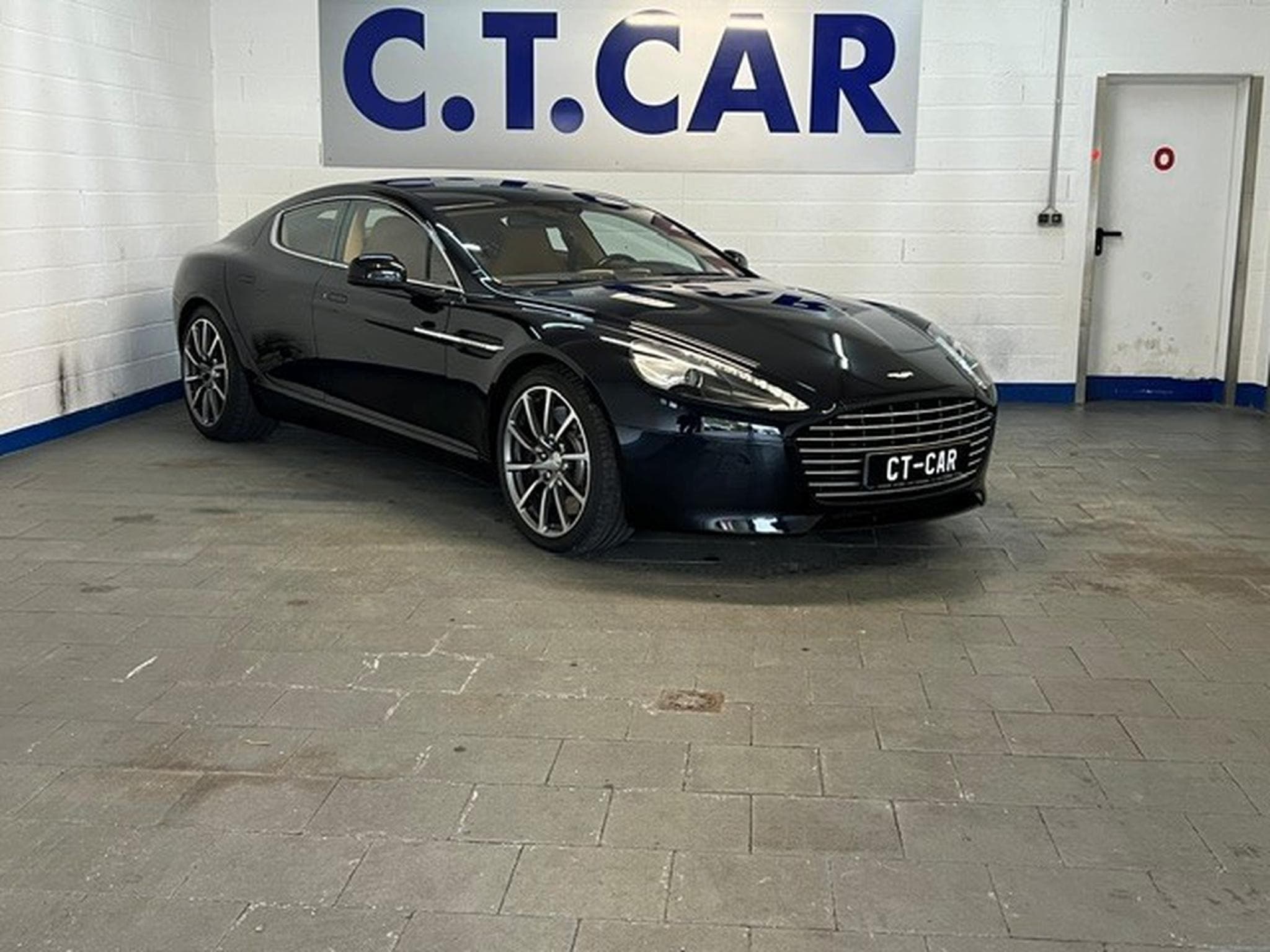 Aston-Martin Rapide Rapide 6.0 Touchtr 8G Auto-Shadow Edition (2017) - Photo 1