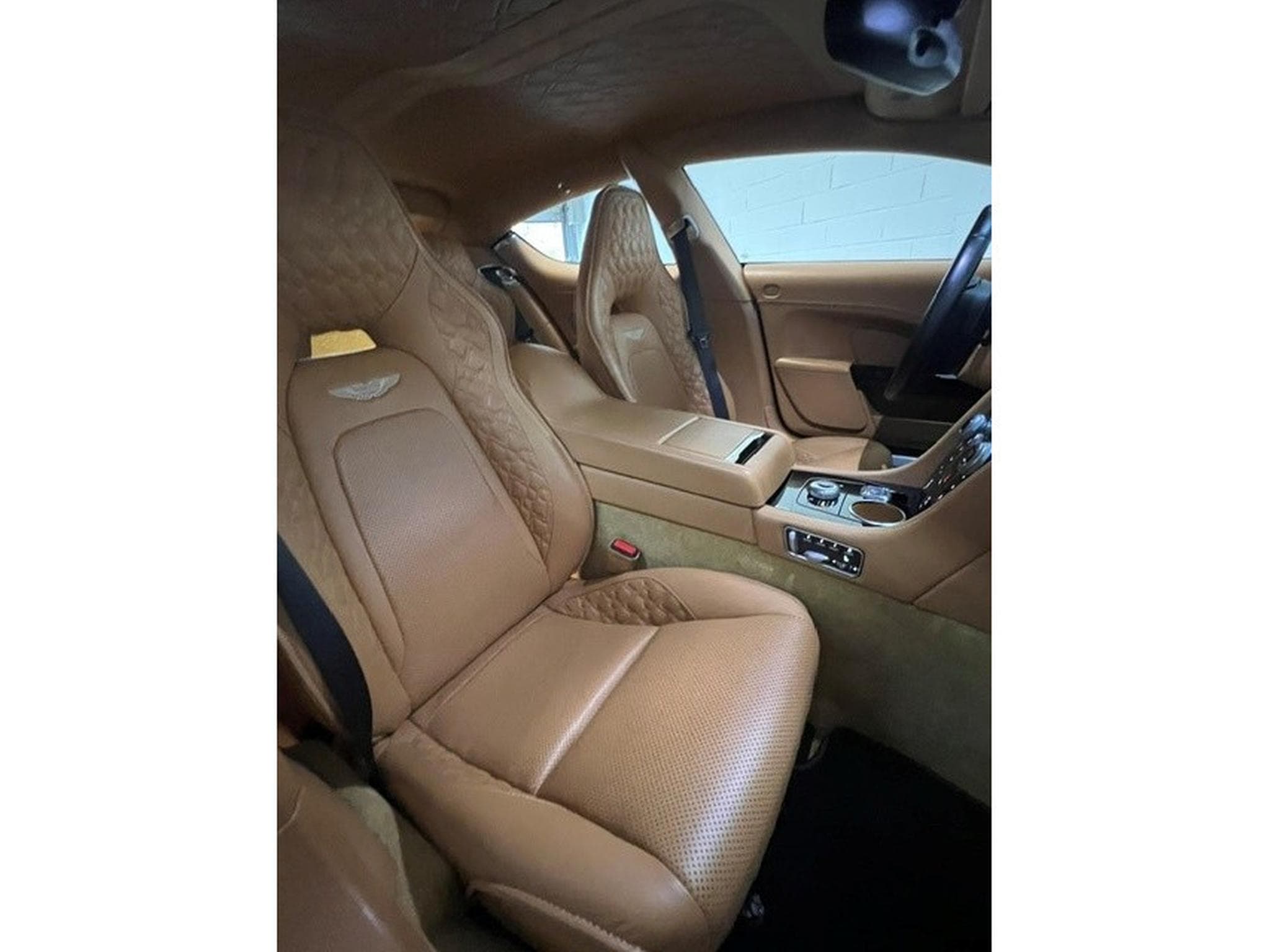 Aston-Martin Rapide Rapide 6.0 Touchtr 8G Auto-Shadow Edition (2017) - Photo 14