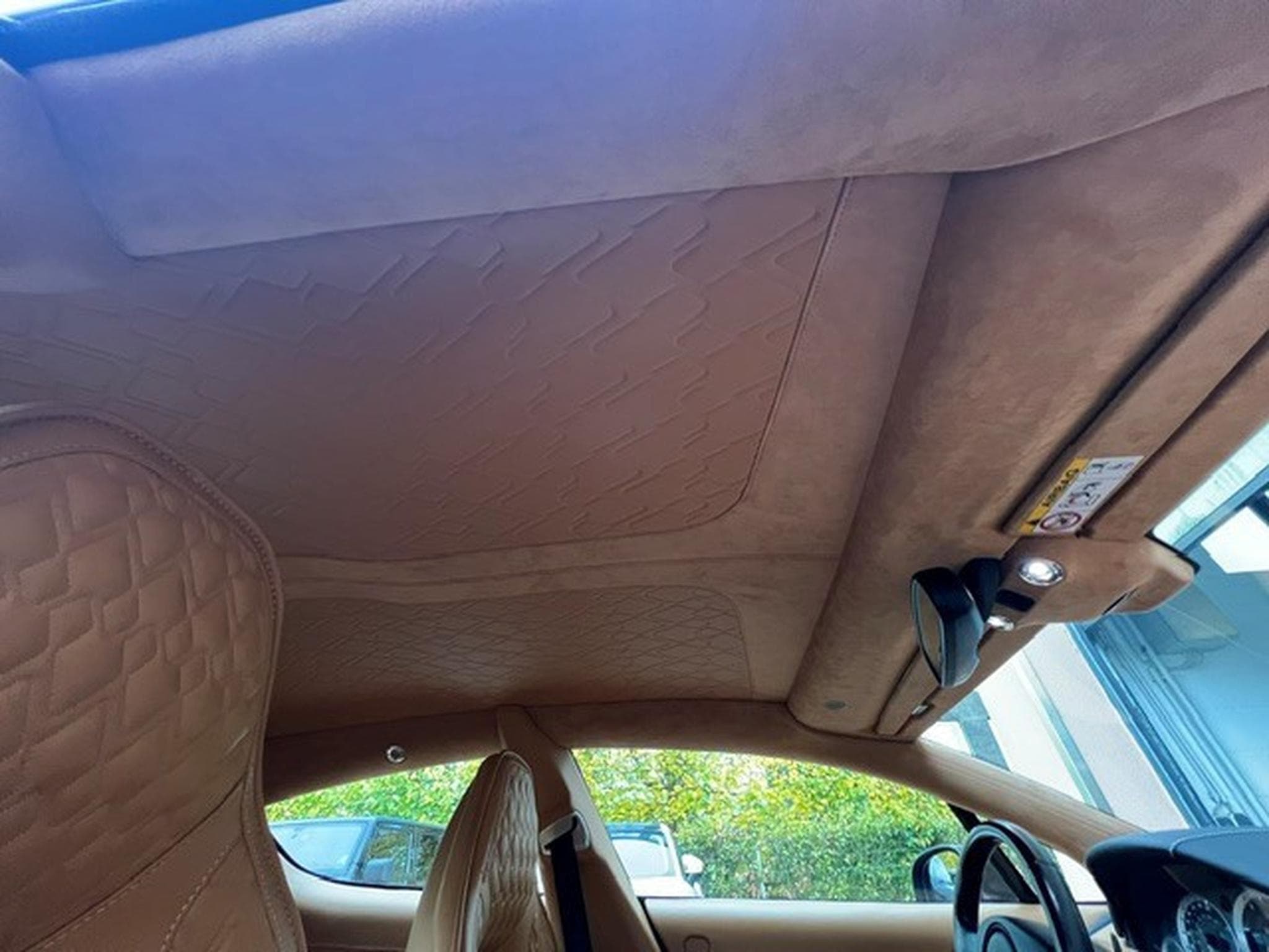 Aston-Martin Rapide Rapide 6.0 Touchtr 8G Auto-Shadow Edition (2017) - Photo 13