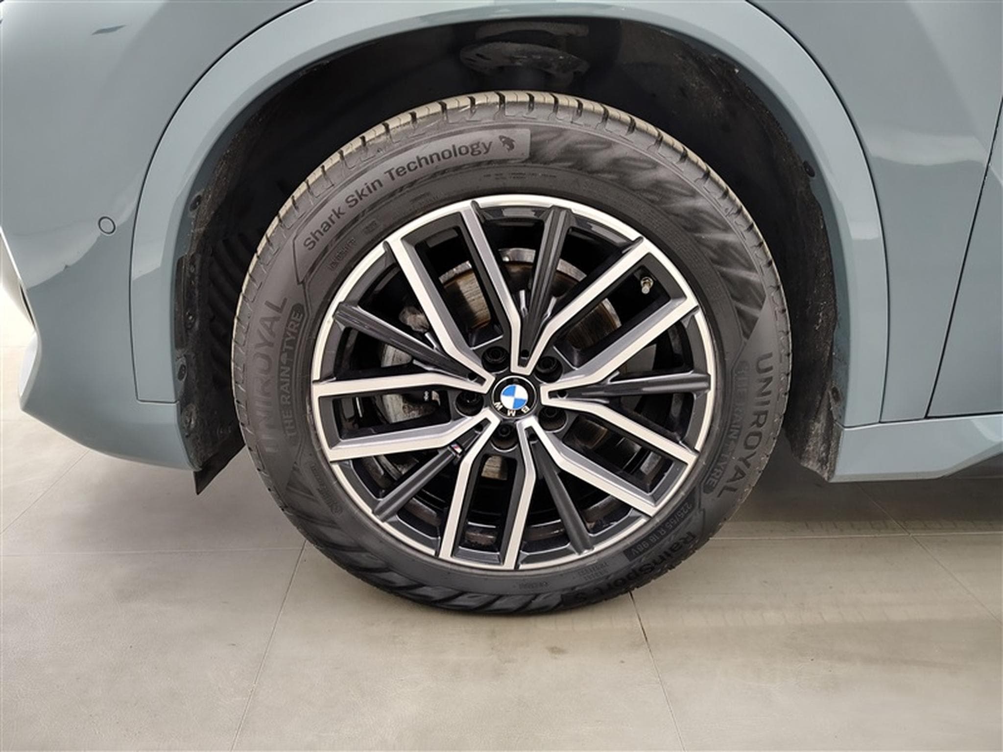 BMW X1 1.8iA PACK M NAVI / CUIR SPORT /FULL LED (2025) - Photo 6