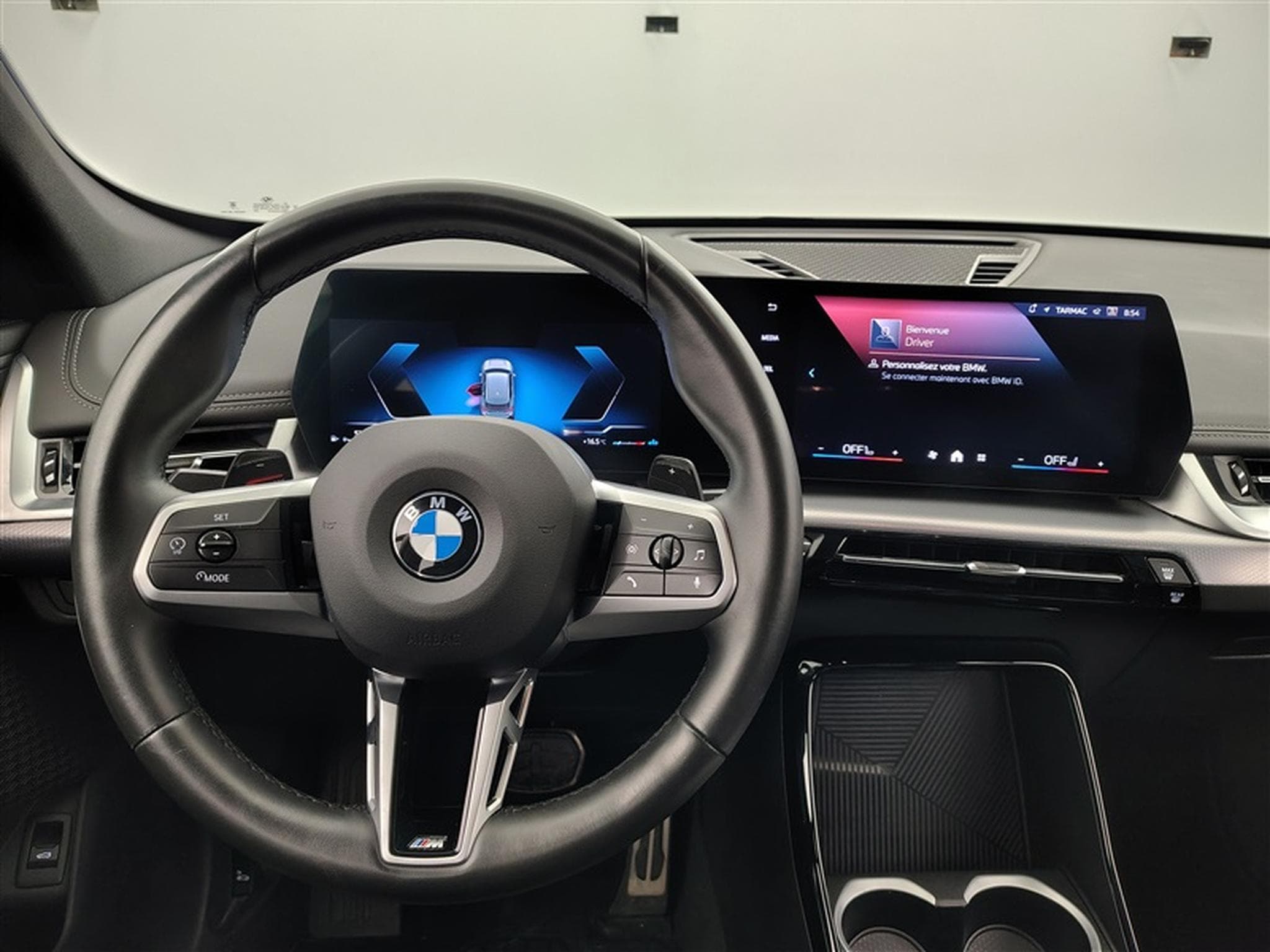 BMW X1 1.8iA PACK M NAVI / CUIR SPORT /FULL LED (2025) - Photo 9