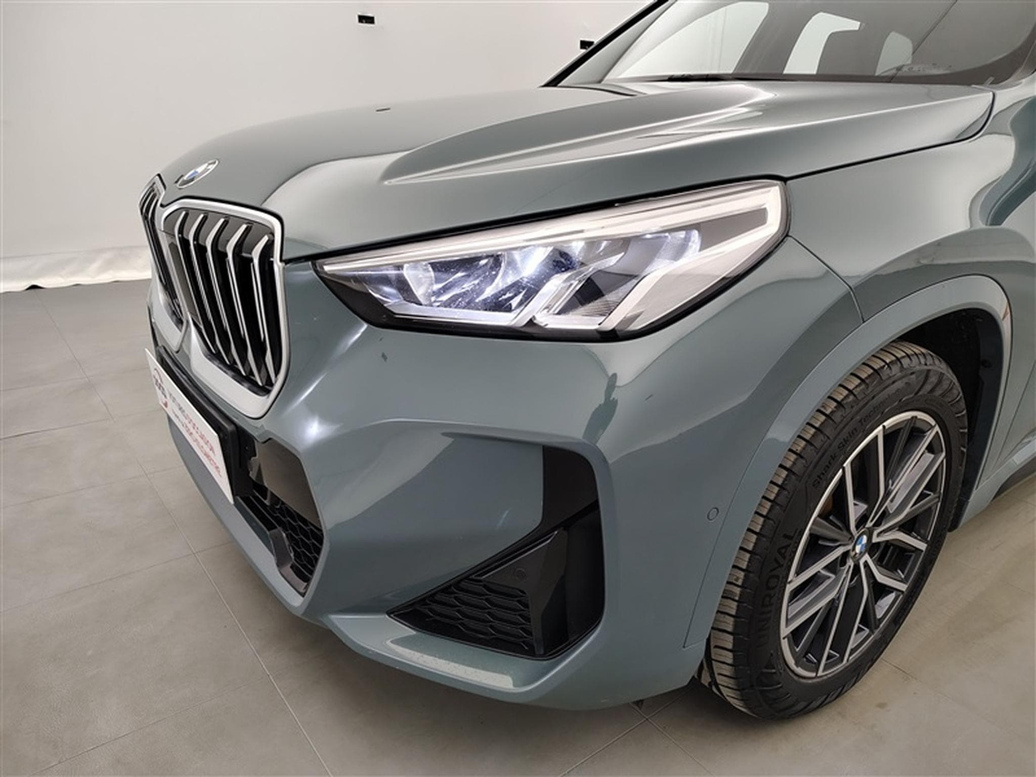 BMW X1 1.8iA PACK M NAVI / CUIR SPORT /FULL LED (2025) - Photo 15