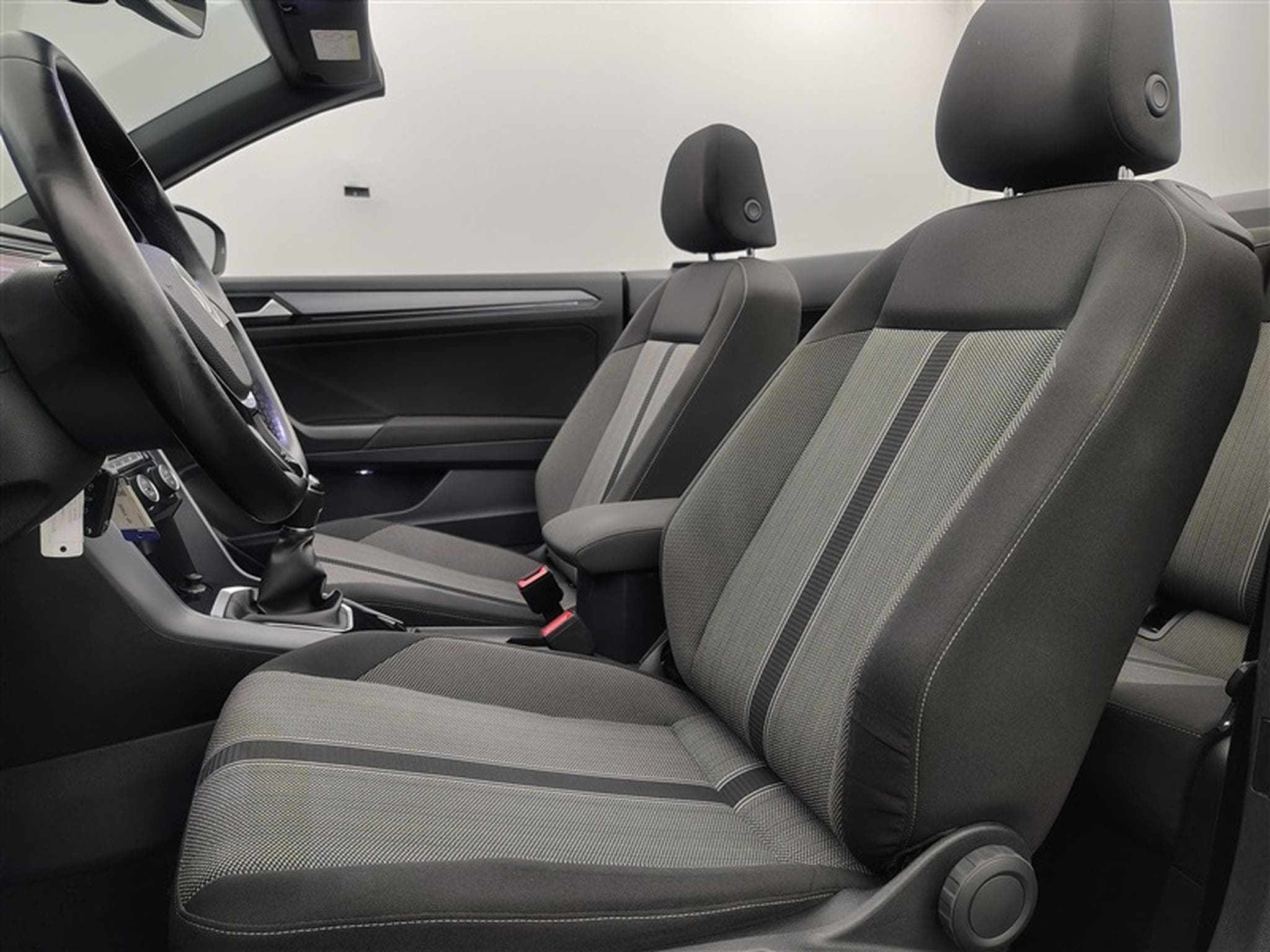 VW T-Roc Cabriolet 1.0 TSI Style OPF PDC av-ar (2021) - Photo 7