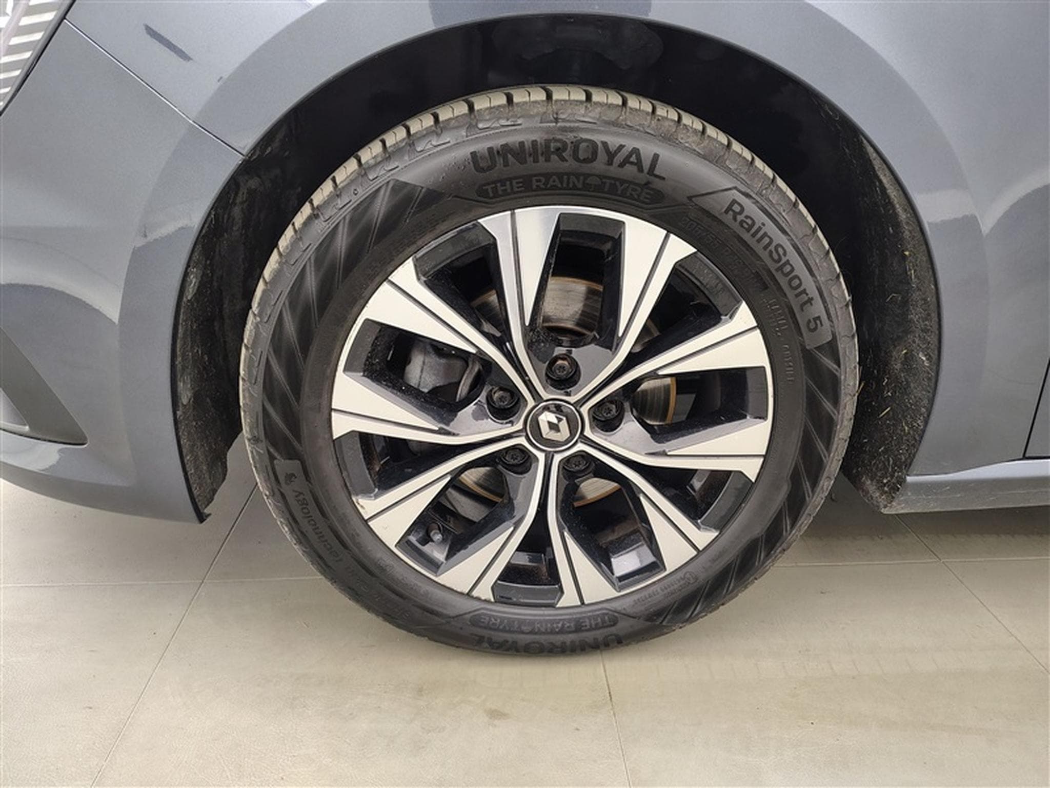 Renault Megane 1.5 dCi 115cv Limited NAVI / FULL LED / PDC AV+AR / KEYLESS (2022) - Photo 6