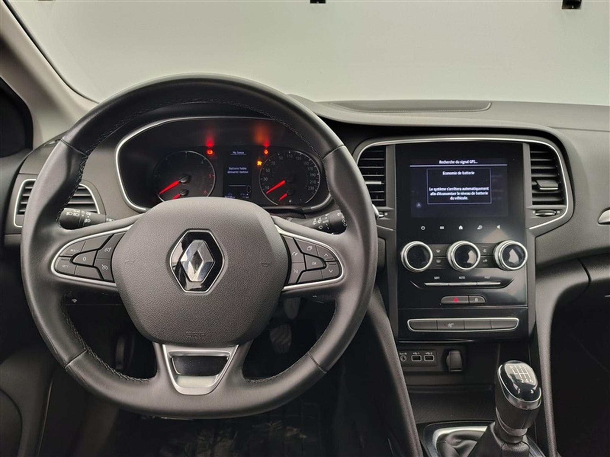 Renault Megane 1.5 dCi 115cv Limited NAVI / FULL LED / PDC AV+AR / KEYLESS (2022) - Photo 9