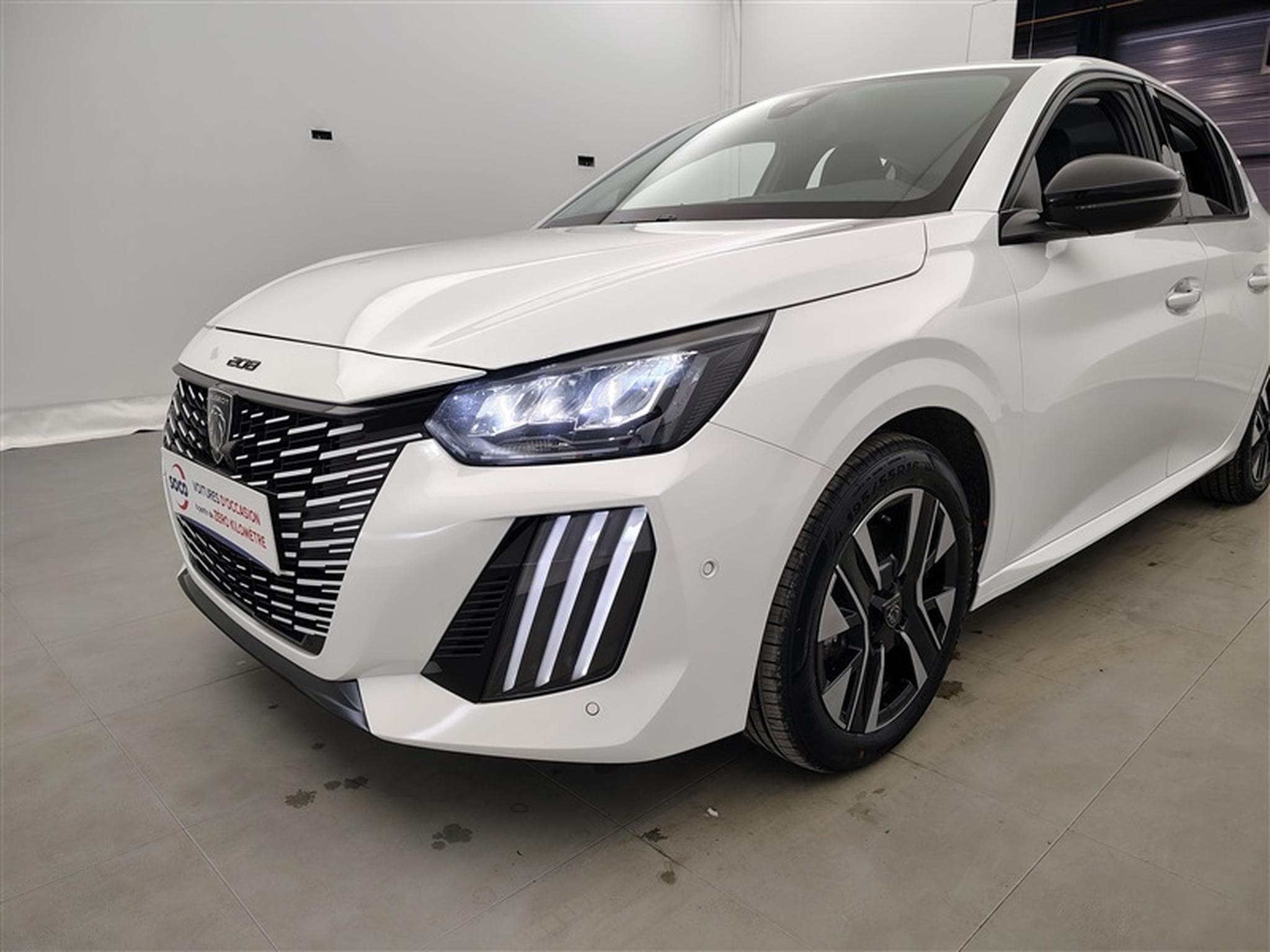 Peugeot 208 1.2i PureTech 100Cv Active Pack NAVI / CAMERA / CARPLAY (2025) - Photo 15