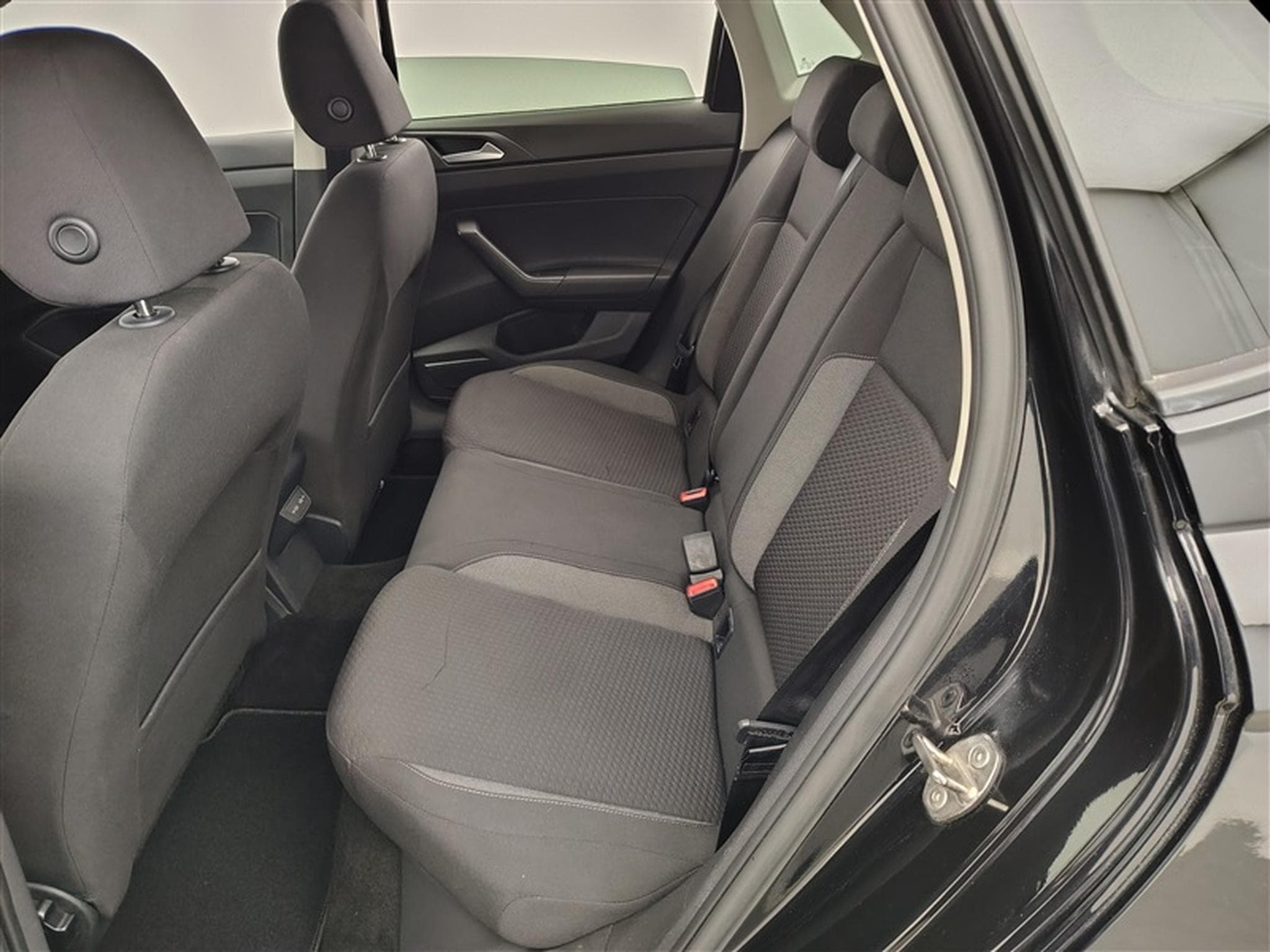 VW Polo 1.0 TSI 95Cv DSG Life NAVI / CARPLAY / CAMERA (2023) - Photo 13