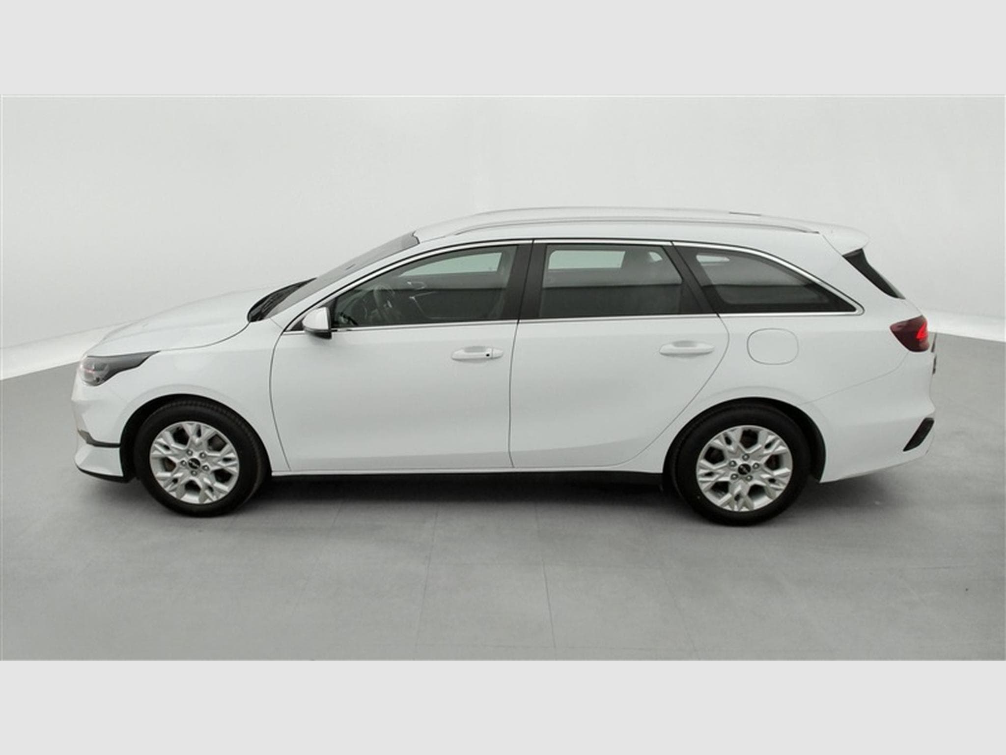 Kia Ceed Sw Ceed SW 1.0 T-GDi Pulse *NAVI/CAMERA/CUIR PARTIEL/PDC/JA* (2022) - Photo 3