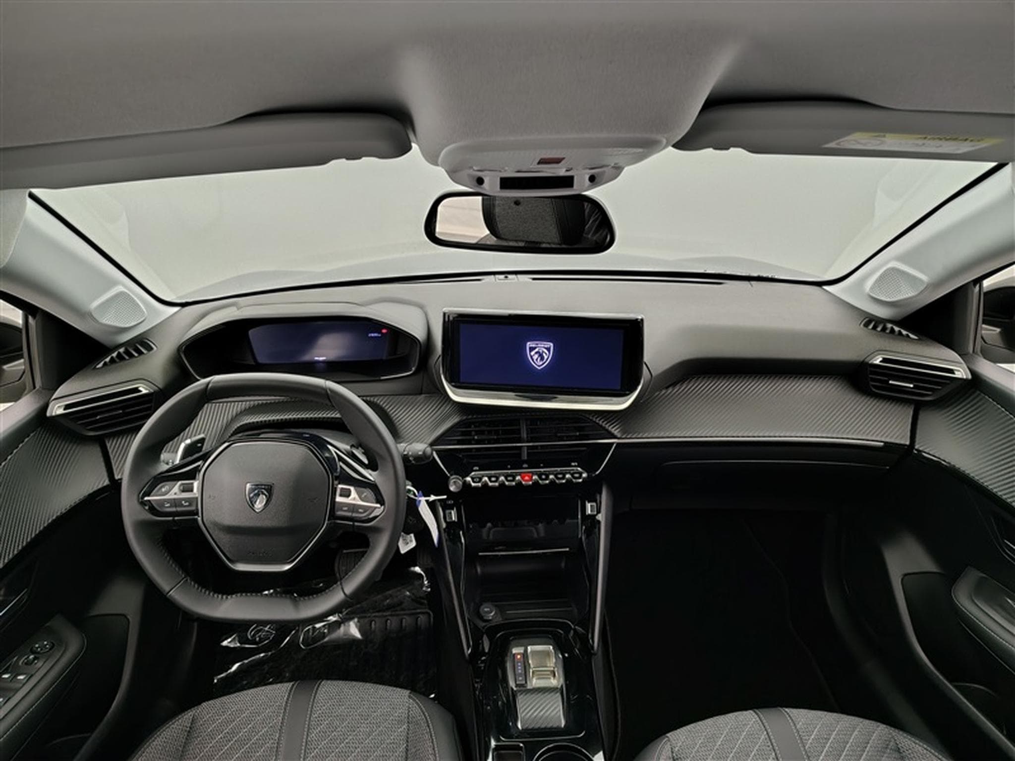 Peugeot 208 1.2 PureTech CARPLAY / CAMERA (2025) - Photo 8