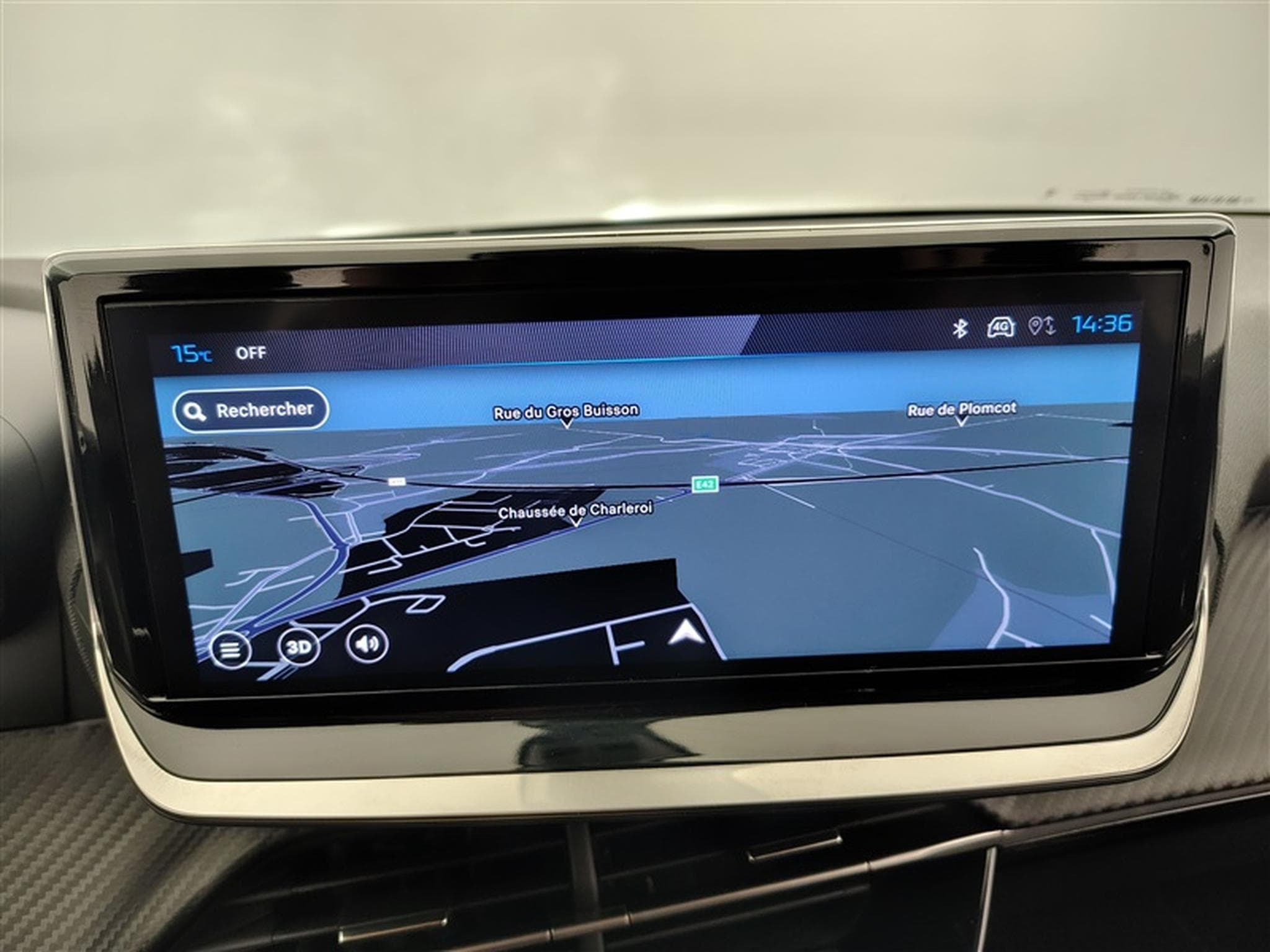 Peugeot 208 1.2 PureTech CARPLAY / CAMERA (2025) - Photo 11