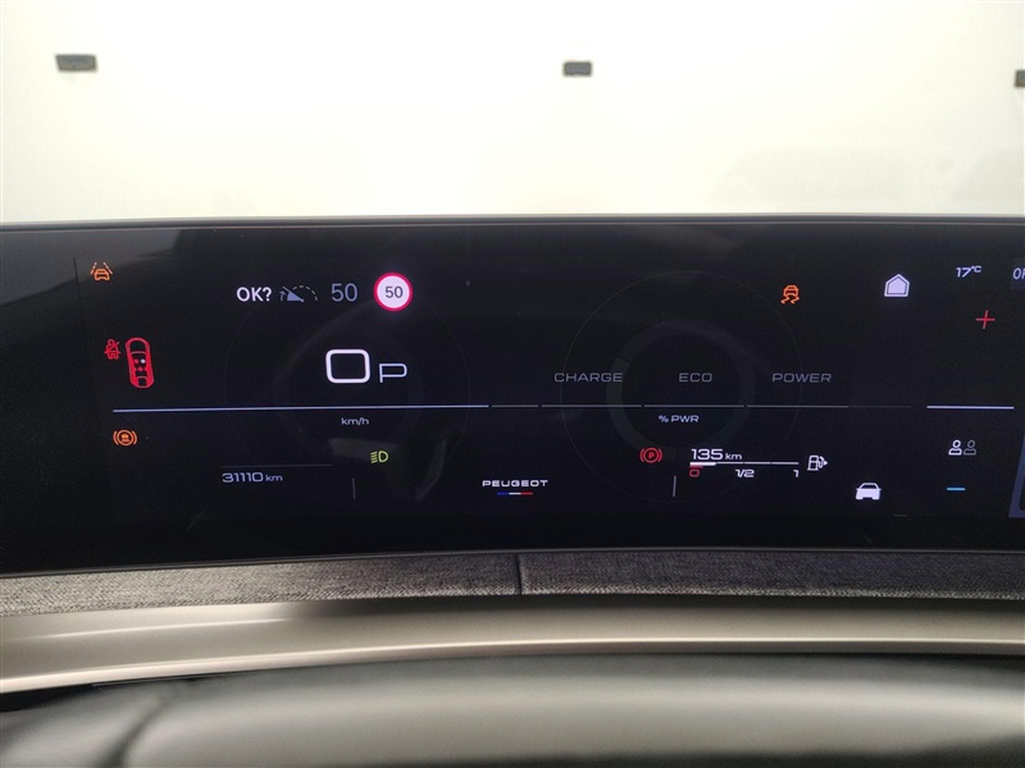 Peugeot 3008 1.2 Turbo MHEV Allure AUTO/S-CUIR/NAVI/FULL LED/JA19/PDC/CAM (2025) - Photo 10