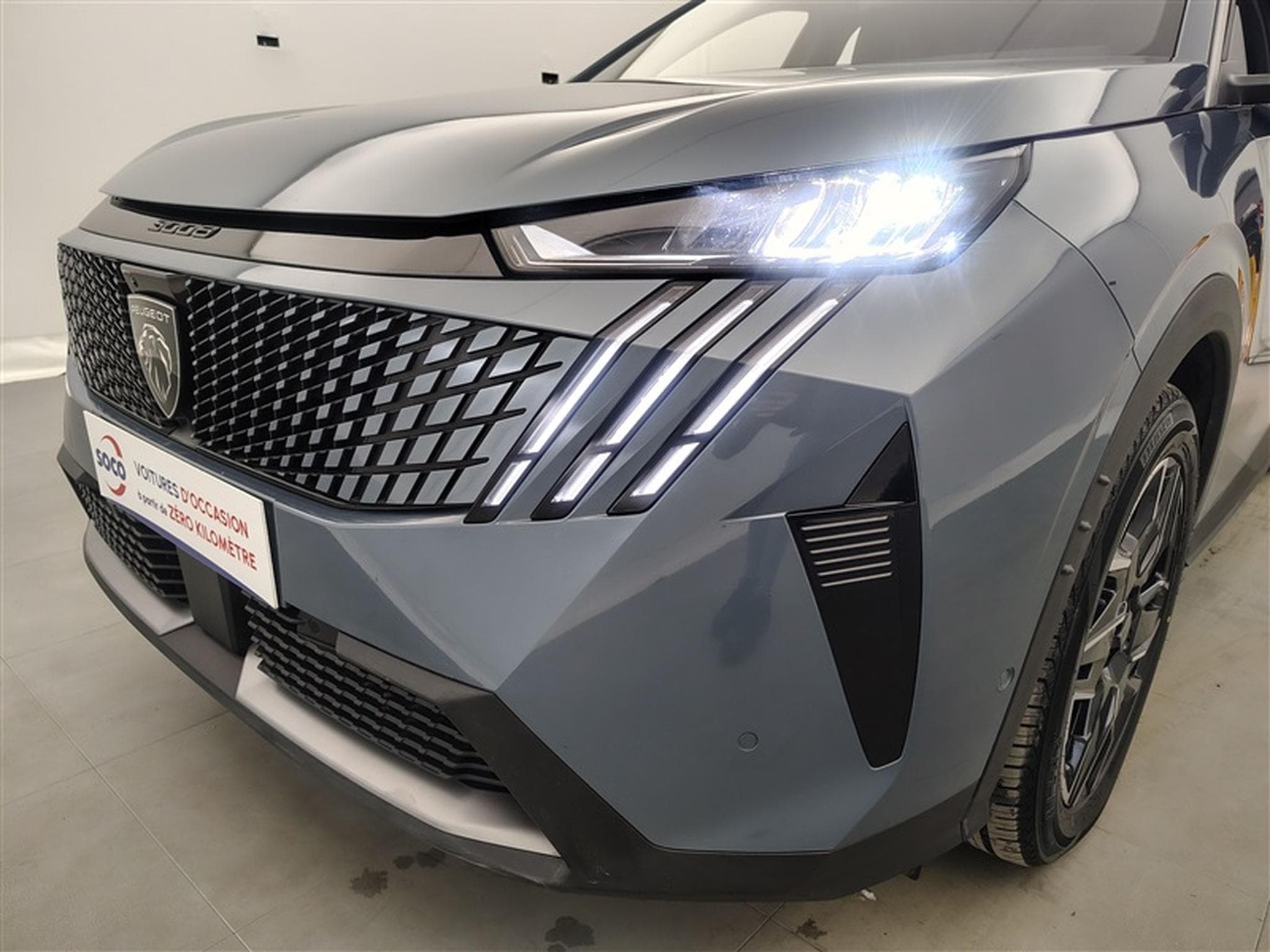 Peugeot 3008 1.2 Turbo MHEV Allure AUTO/S-CUIR/NAVI/FULL LED/JA19/PDC/CAM (2025) - Photo 15