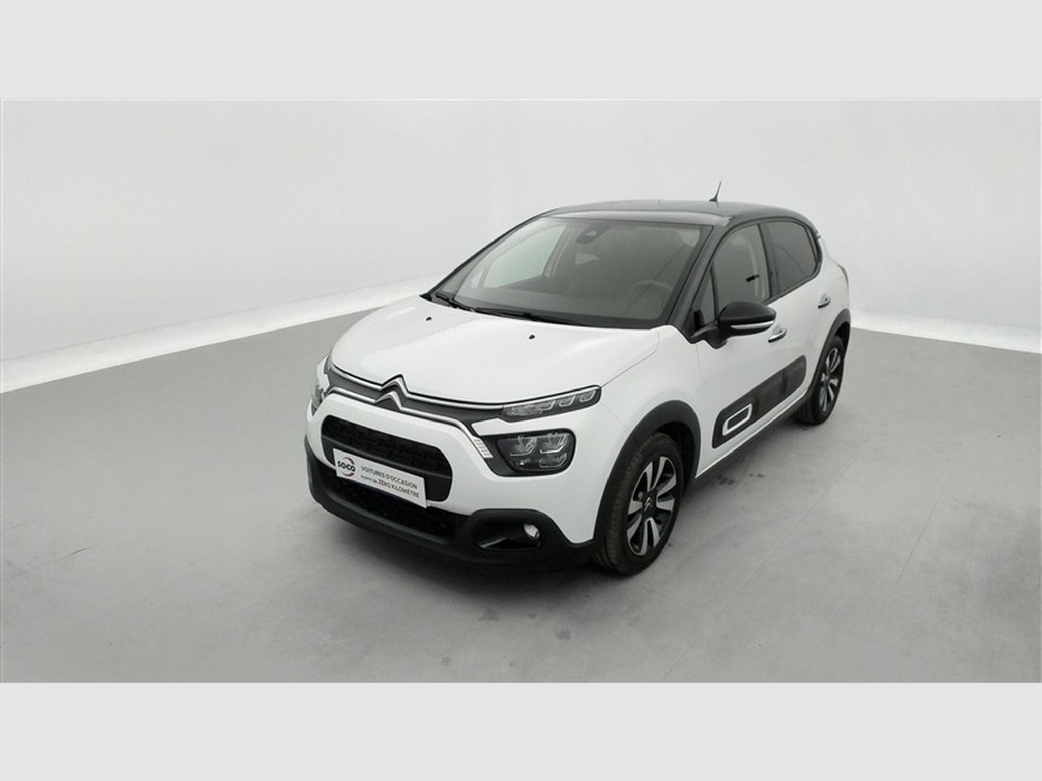 Citroen C3 1.2i PureTech Shine CARPLAY / FULL LED / JA 16" (2023) - Photo 1