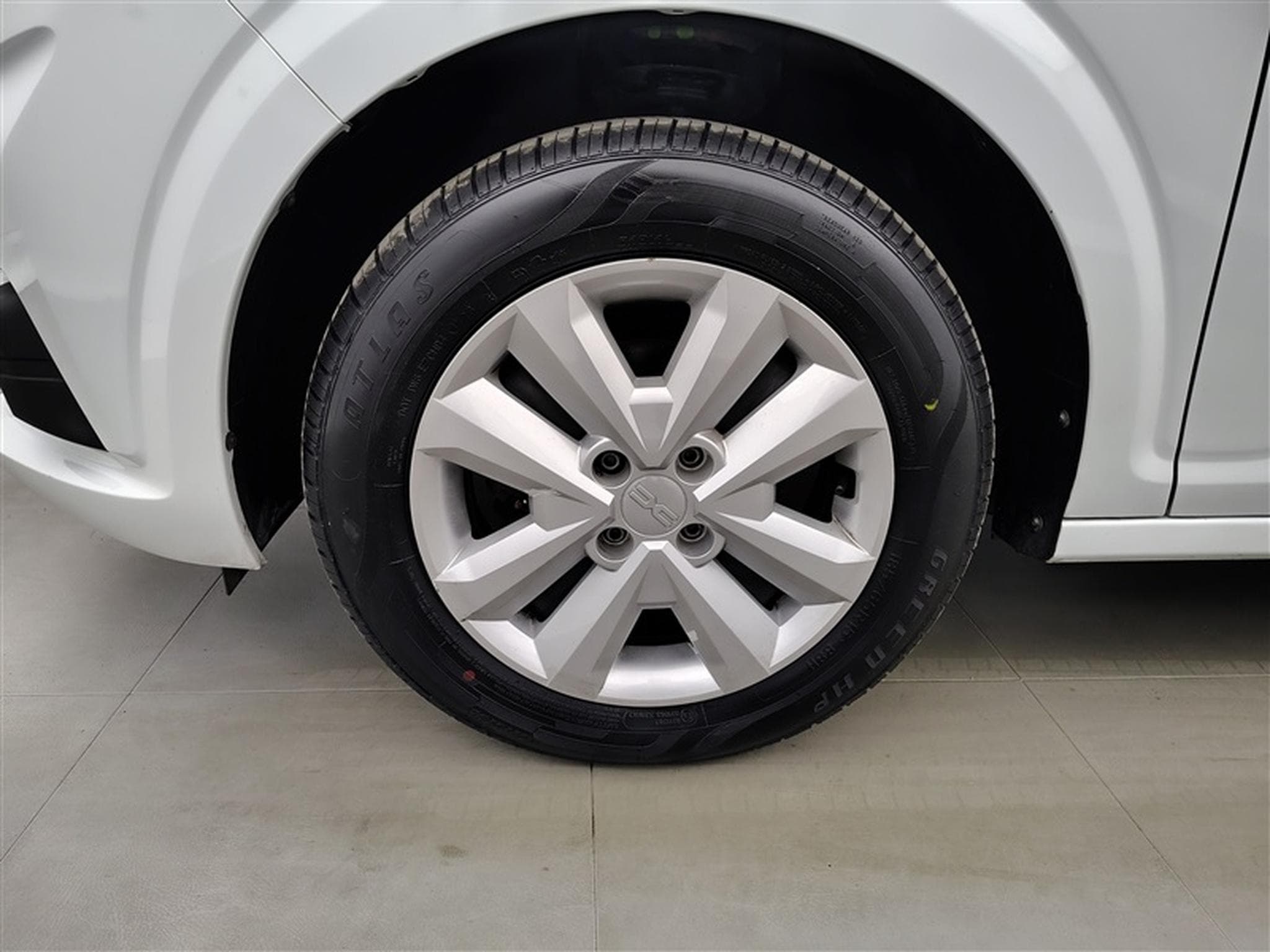Dacia Sandero Stepway 1.0 TCe Expression (2023) - Photo 6