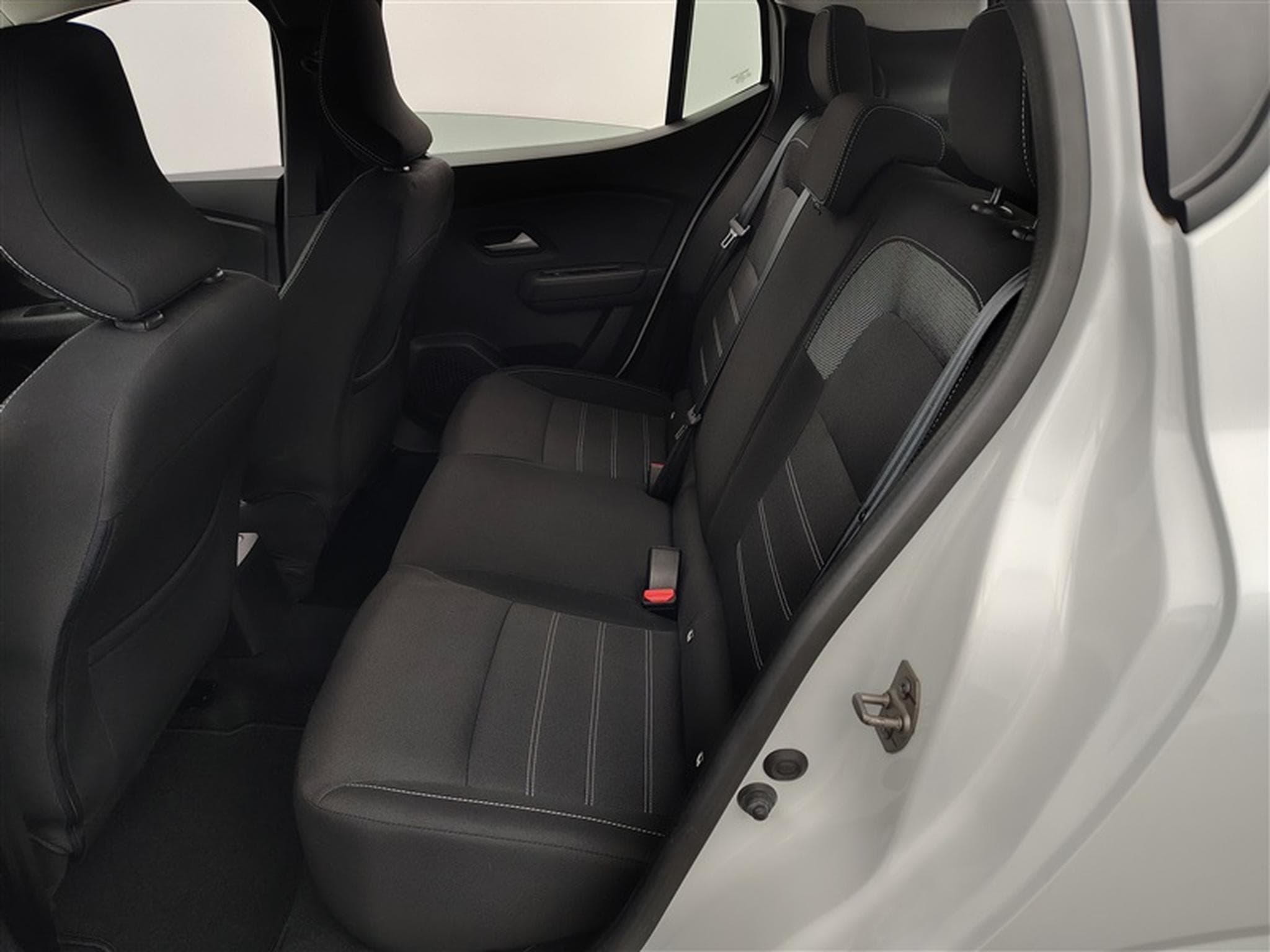 Dacia Sandero Stepway 1.0 TCe Expression (2023) - Photo 13