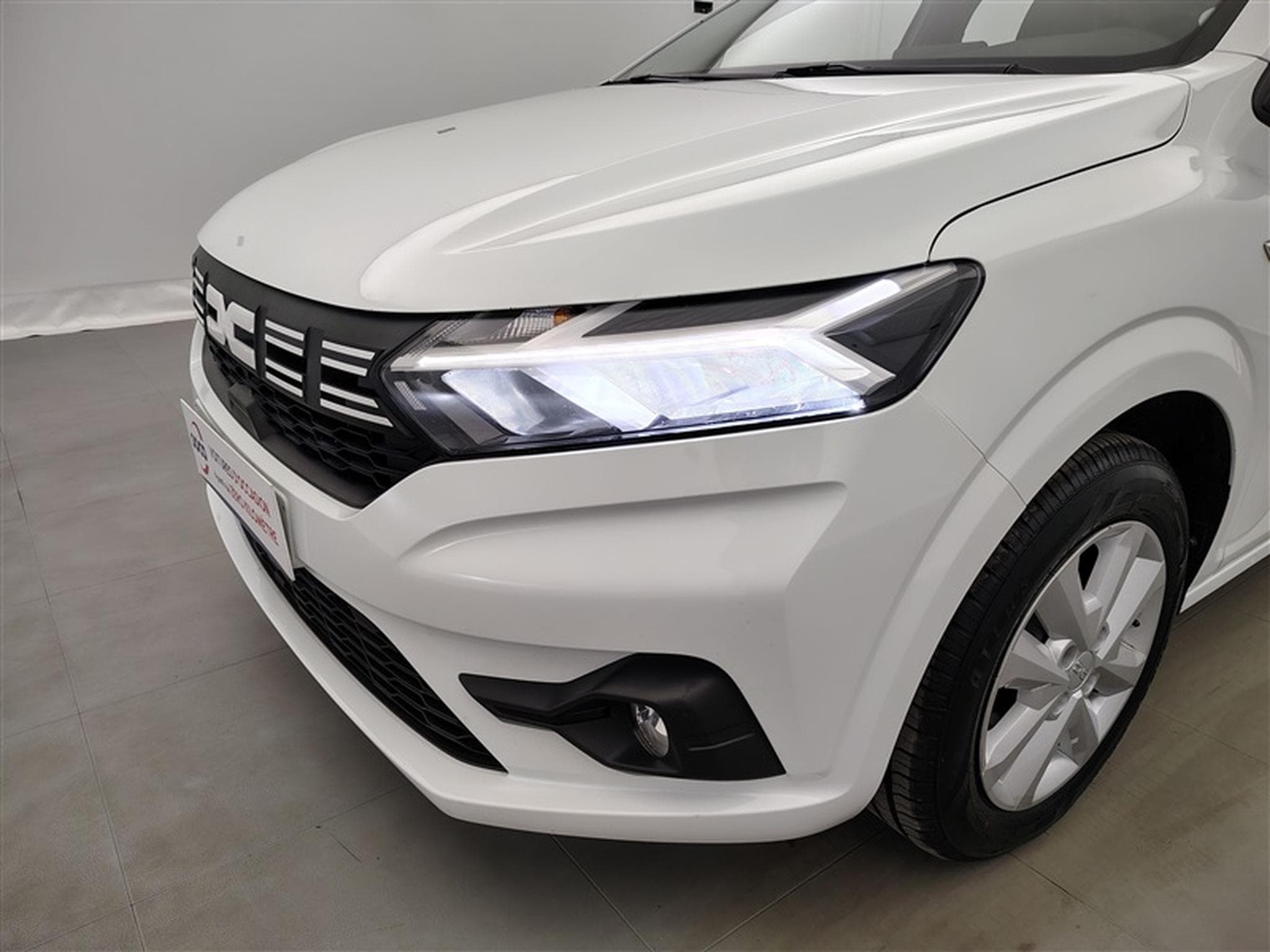 Dacia Sandero Stepway 1.0 TCe Expression (2023) - Photo 15