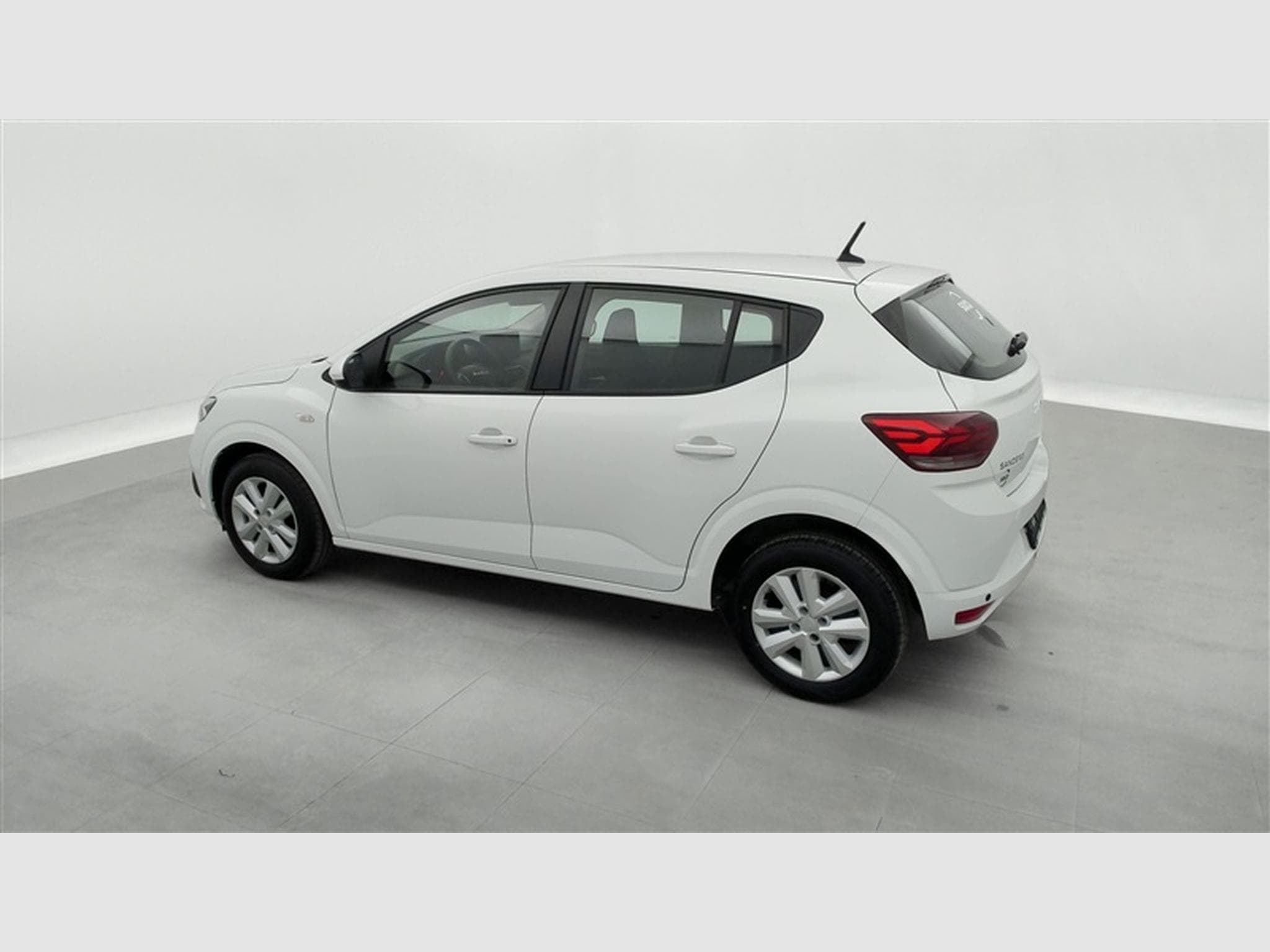 Dacia Sandero Stepway 1.0 TCe Expression (2023) - Photo 25