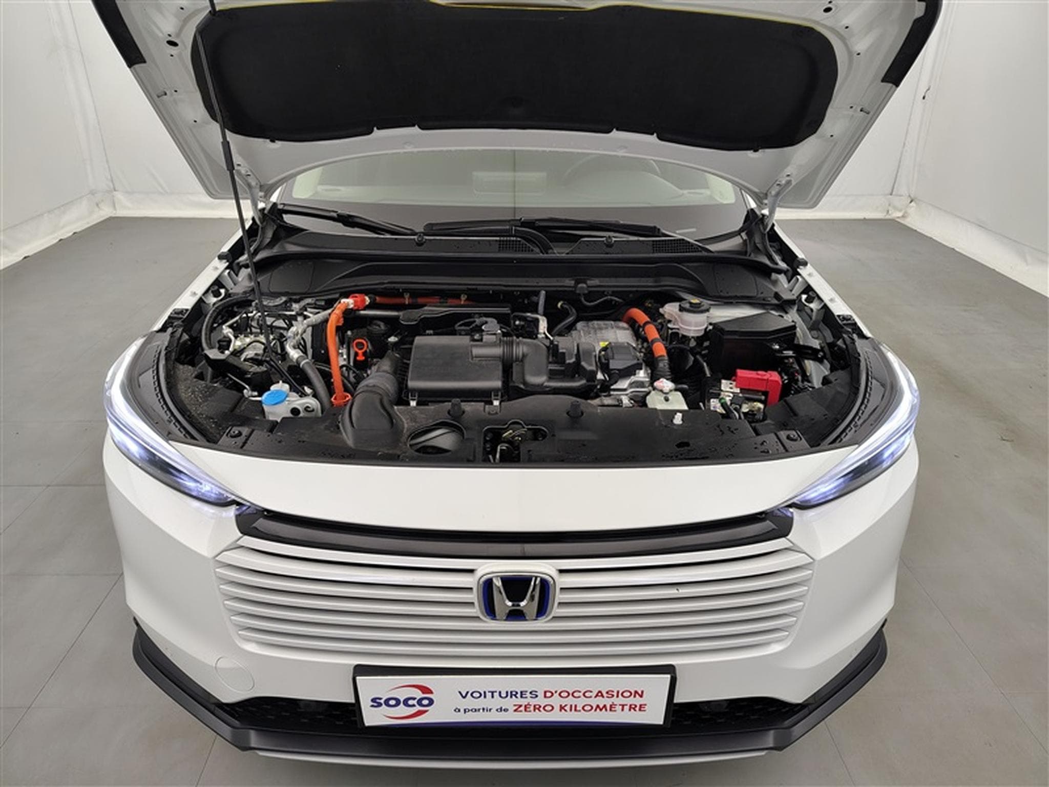 Honda HR-V 1.5 HEV Elegance NAVI / CARPLAY / CAMERA / ALU / PDC (2025) - Photo 18