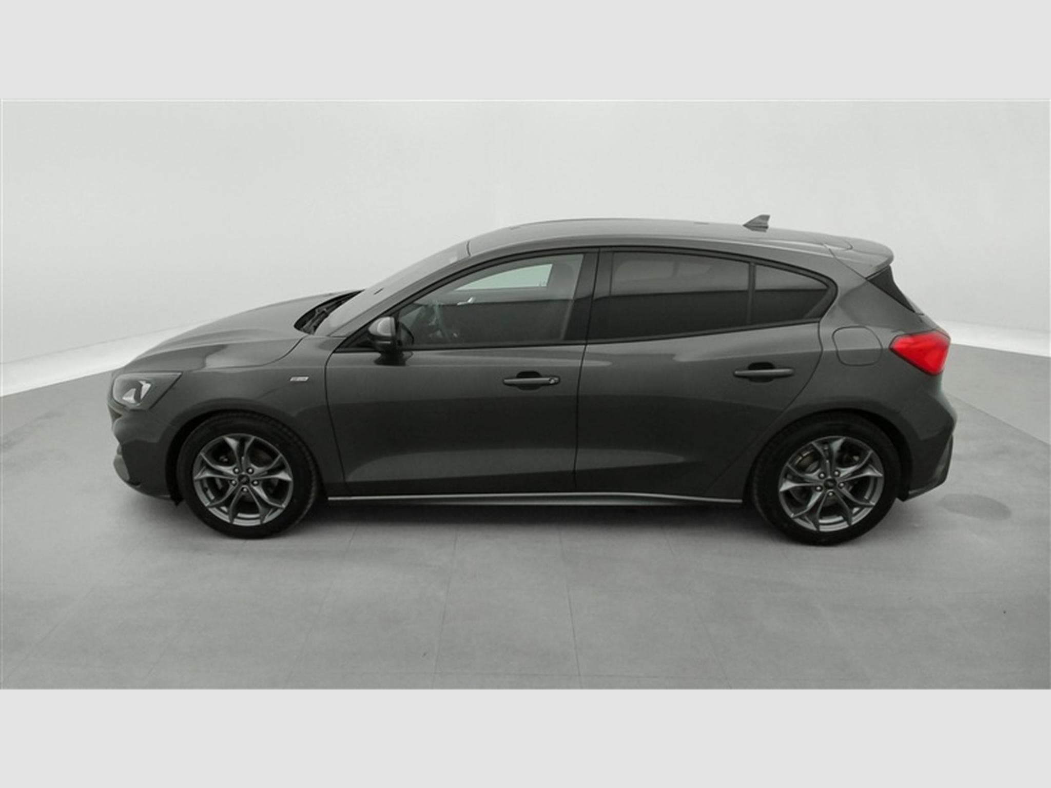 Ford Focus 1.0 EcoBoost MHEV ST-Line NAVI/FULL LED/JA17/PDC/CAMERA (2022) - Photo 3