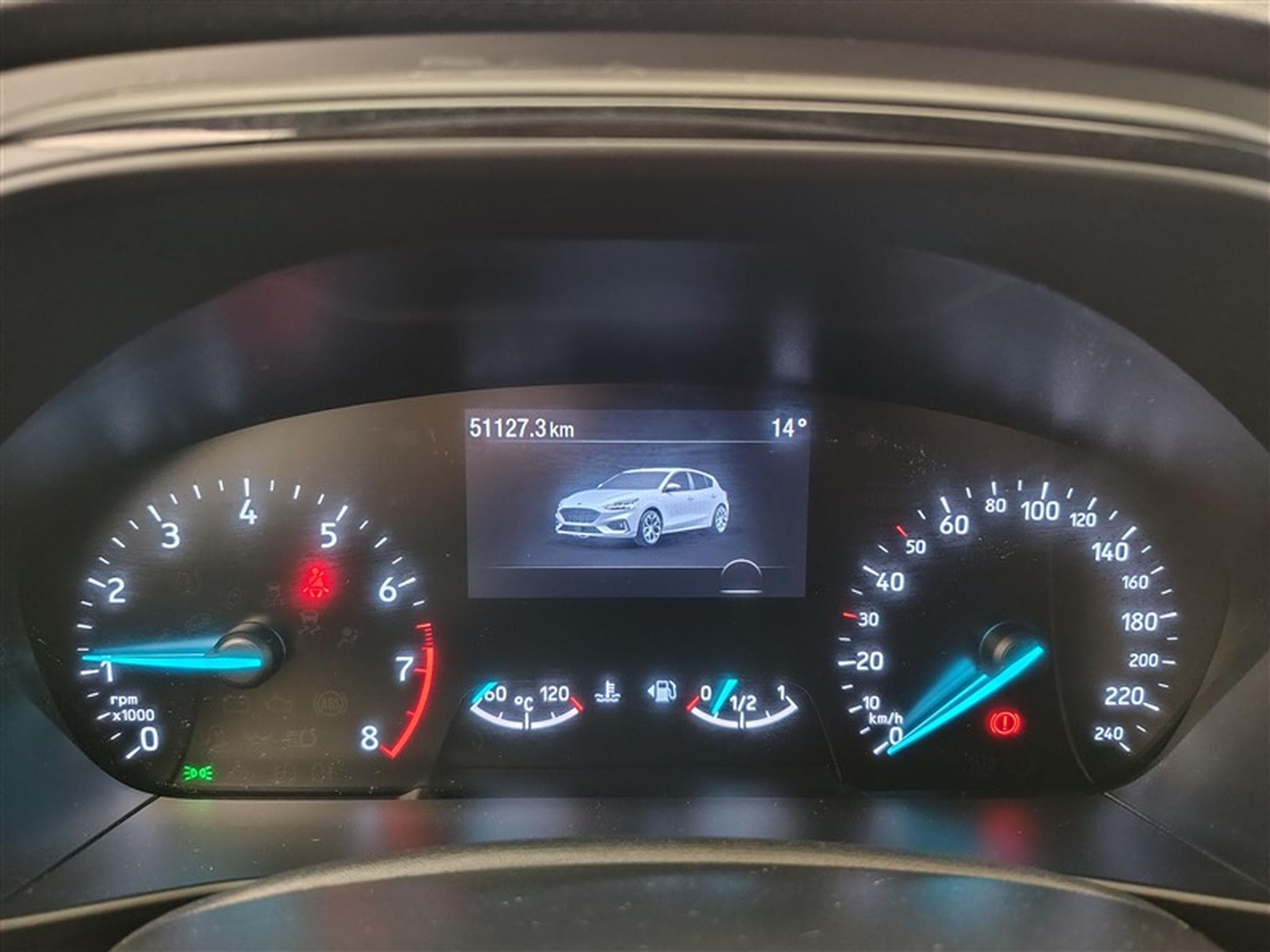 Ford Focus 1.0 EcoBoost MHEV ST-Line NAVI/FULL LED/JA17/PDC/CAMERA (2022) - Photo 10