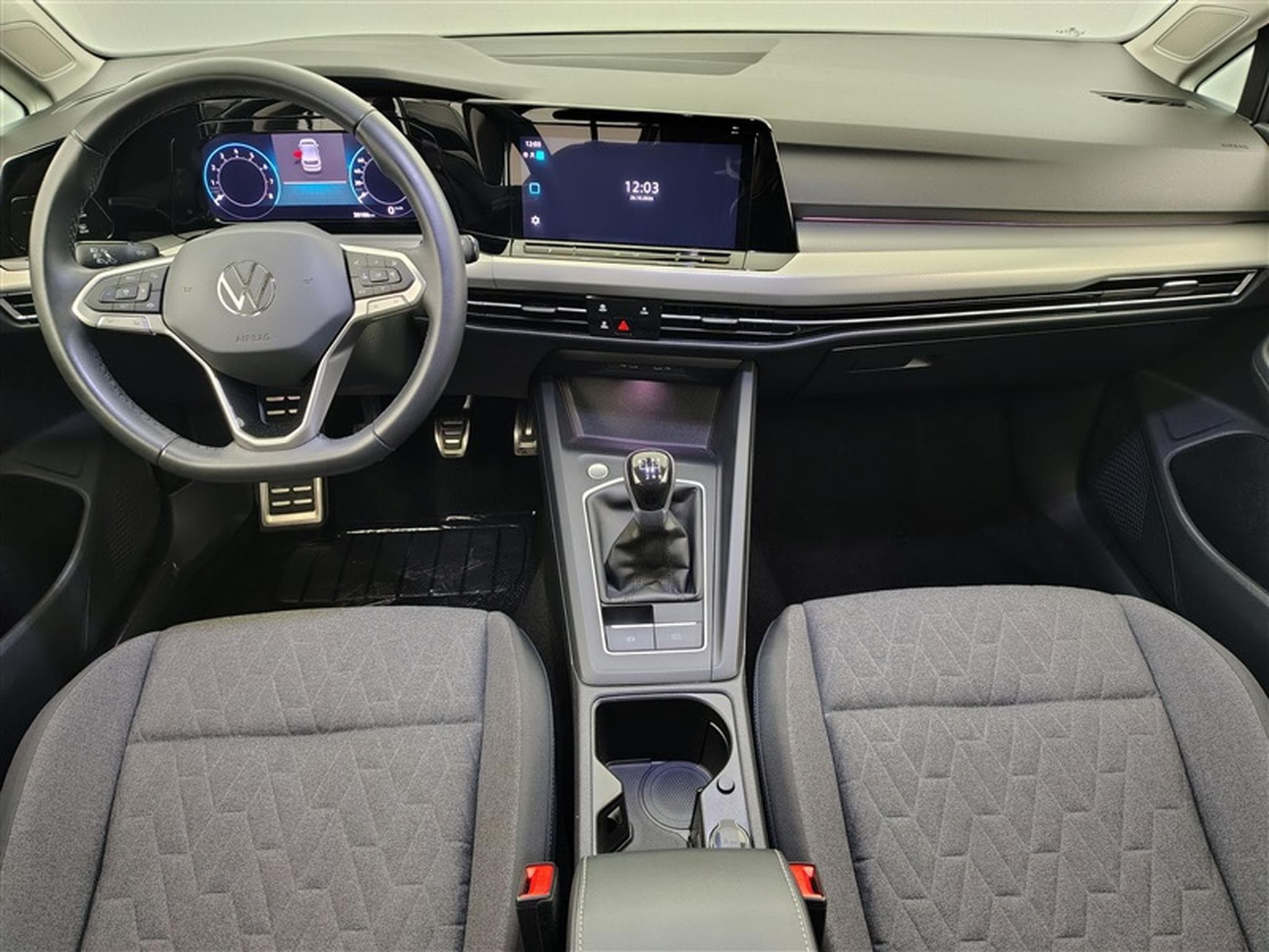 VW Golf 1.0 TSI 110Cv Life CARPLAY / CAMERA / FULL LED / ALU (2024) - Photo 8