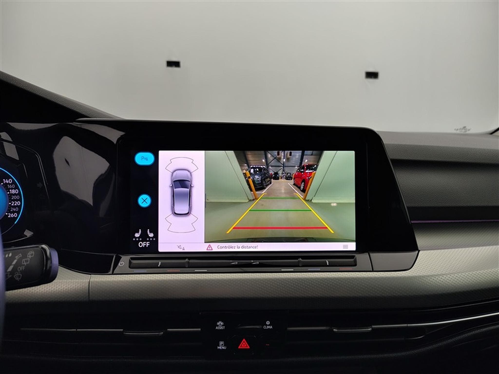 VW Golf 1.0 TSI 110Cv Life CARPLAY / CAMERA / FULL LED / ALU (2024) - Photo 17