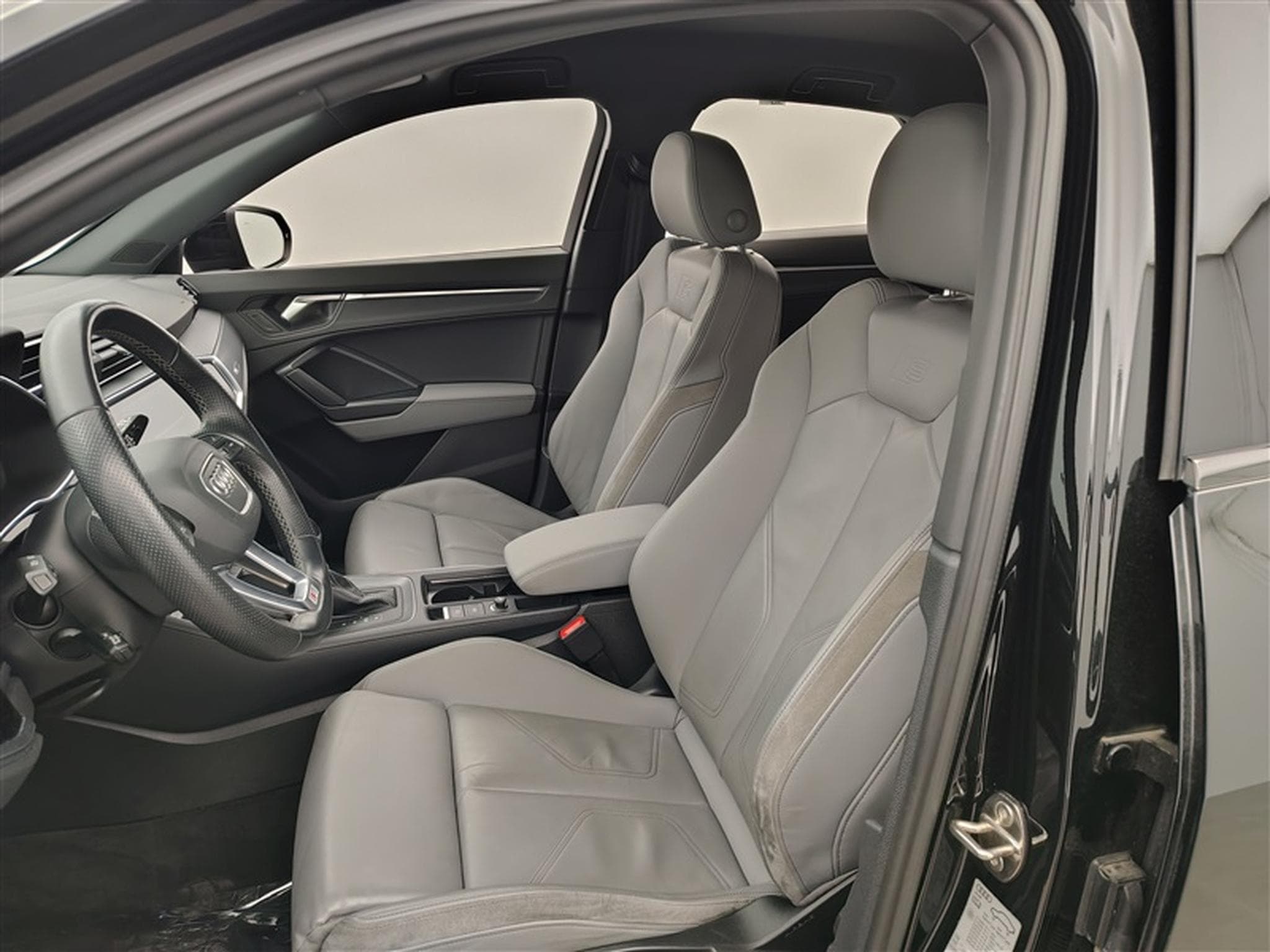 Audi Q3 45 TFSIe PHEV S-LINE S tronic *NAVI/FULL LED/CAM360/JA19* (2021) - Photo 7