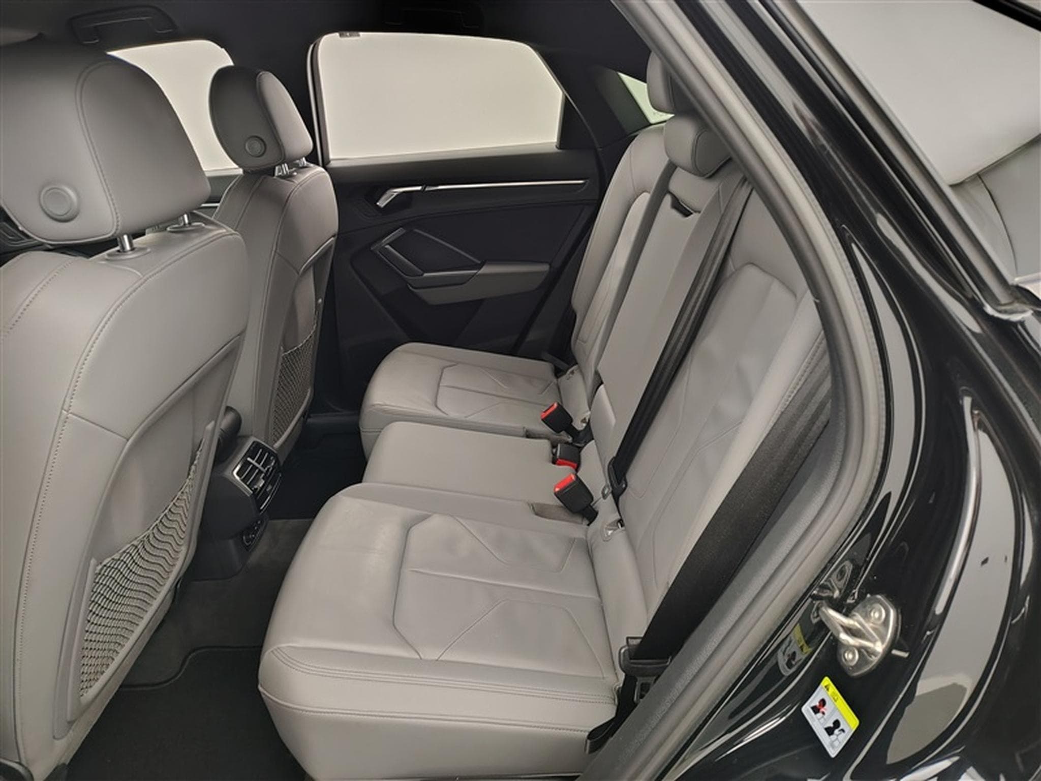 Audi Q3 45 TFSIe PHEV S-LINE S tronic *NAVI/FULL LED/CAM360/JA19* (2021) - Photo 13