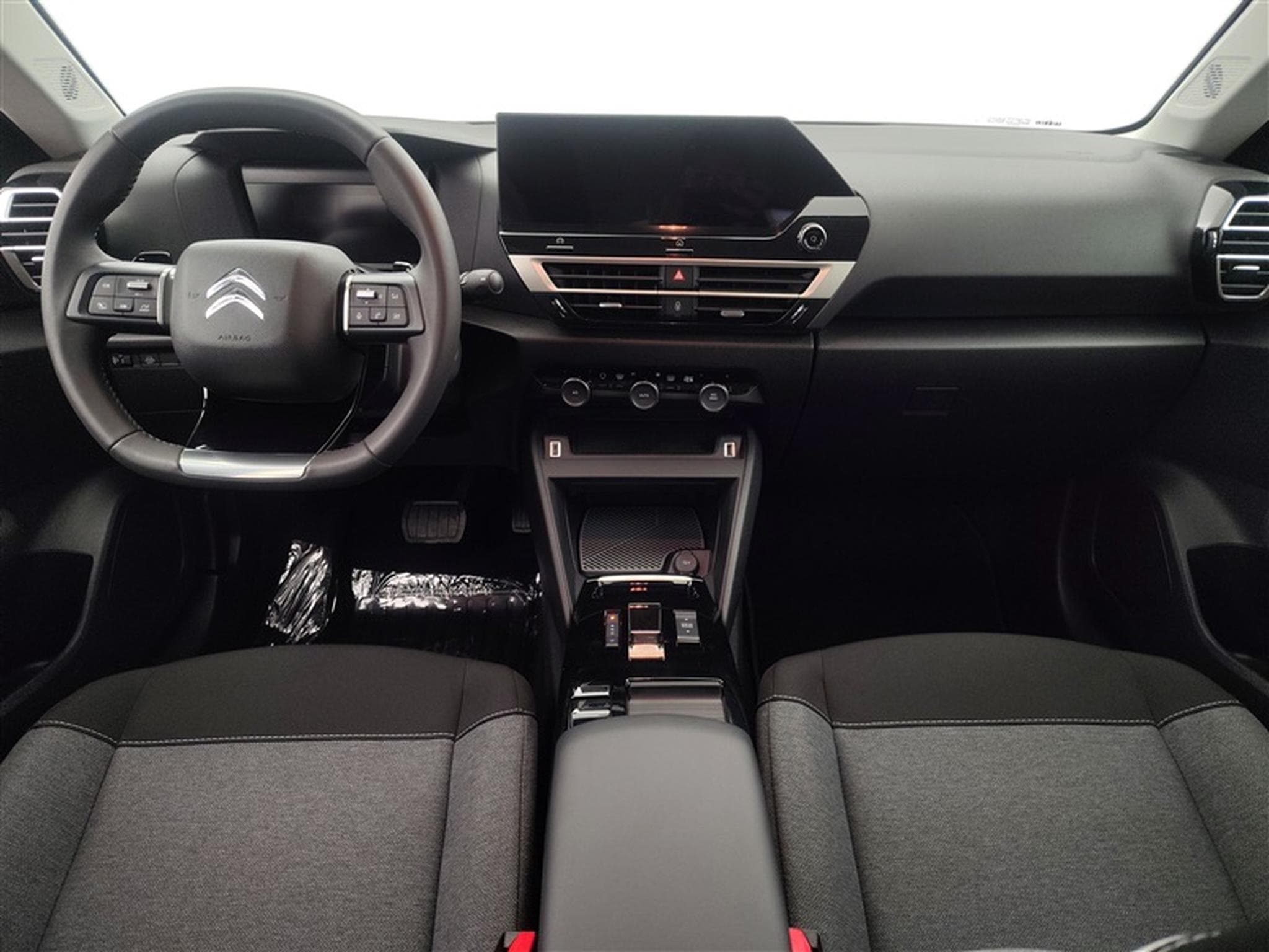 Citroen C4 1.2 MHEV You e-DCS6 *CARPLAY/CAMERA/PDC* (2025) - Photo 8